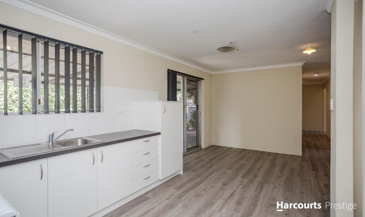 10 Glenhurst Court, CAMILLO, WA 6111, Camillo - Thumbnail 5