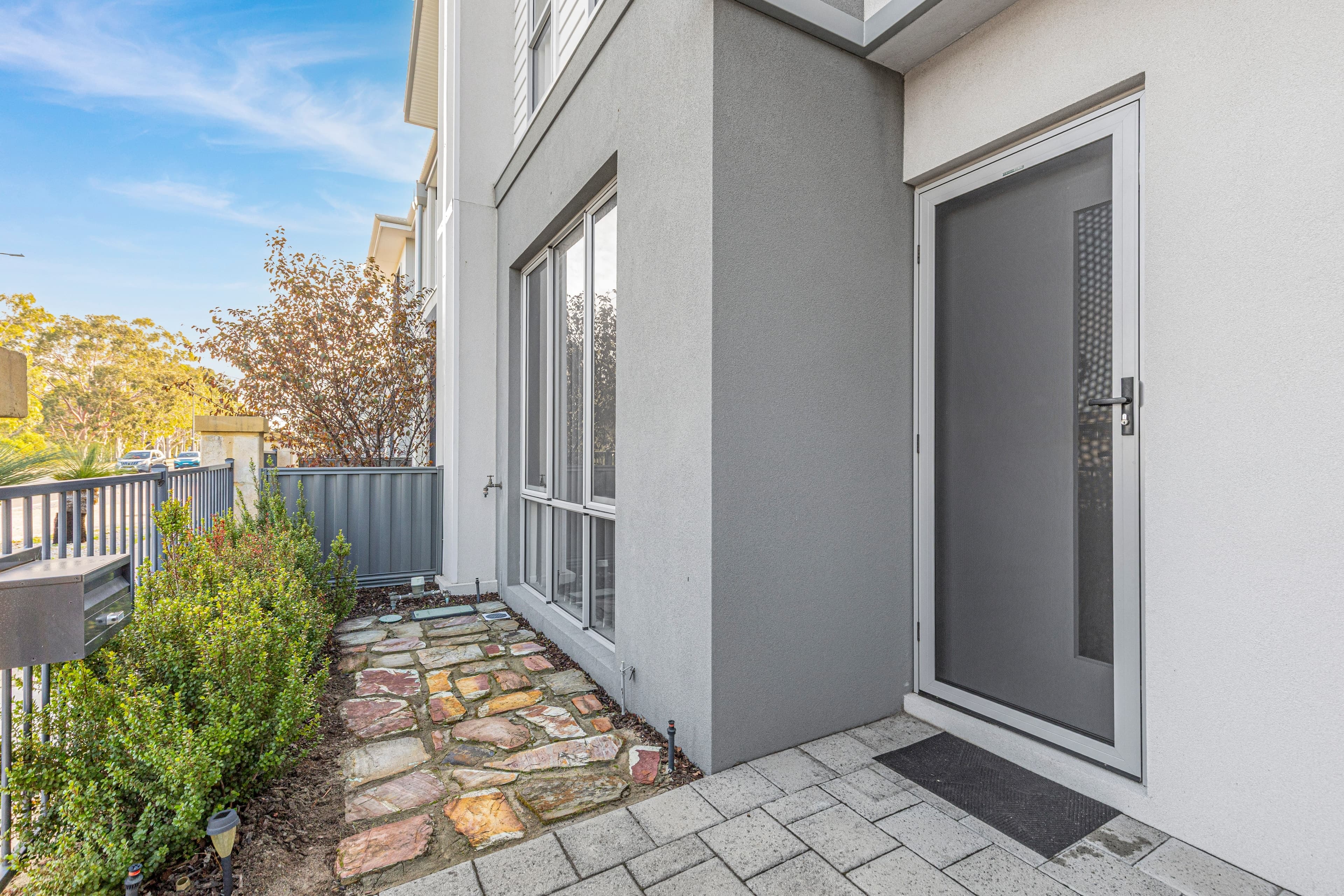 67 Everglades Avenue, Brabham WA 6055, Brabham - Thumbnail 2