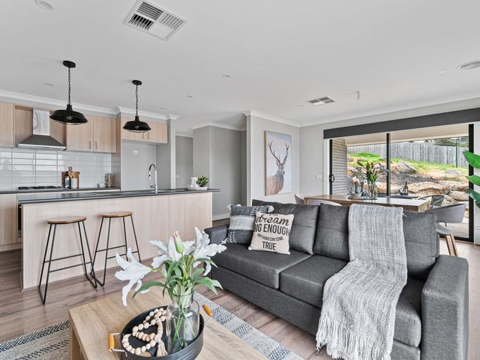 33 Lismore Circuit, Bacchus Marsh VIC 3340, Bacchus Marsh - Thumbnail 2