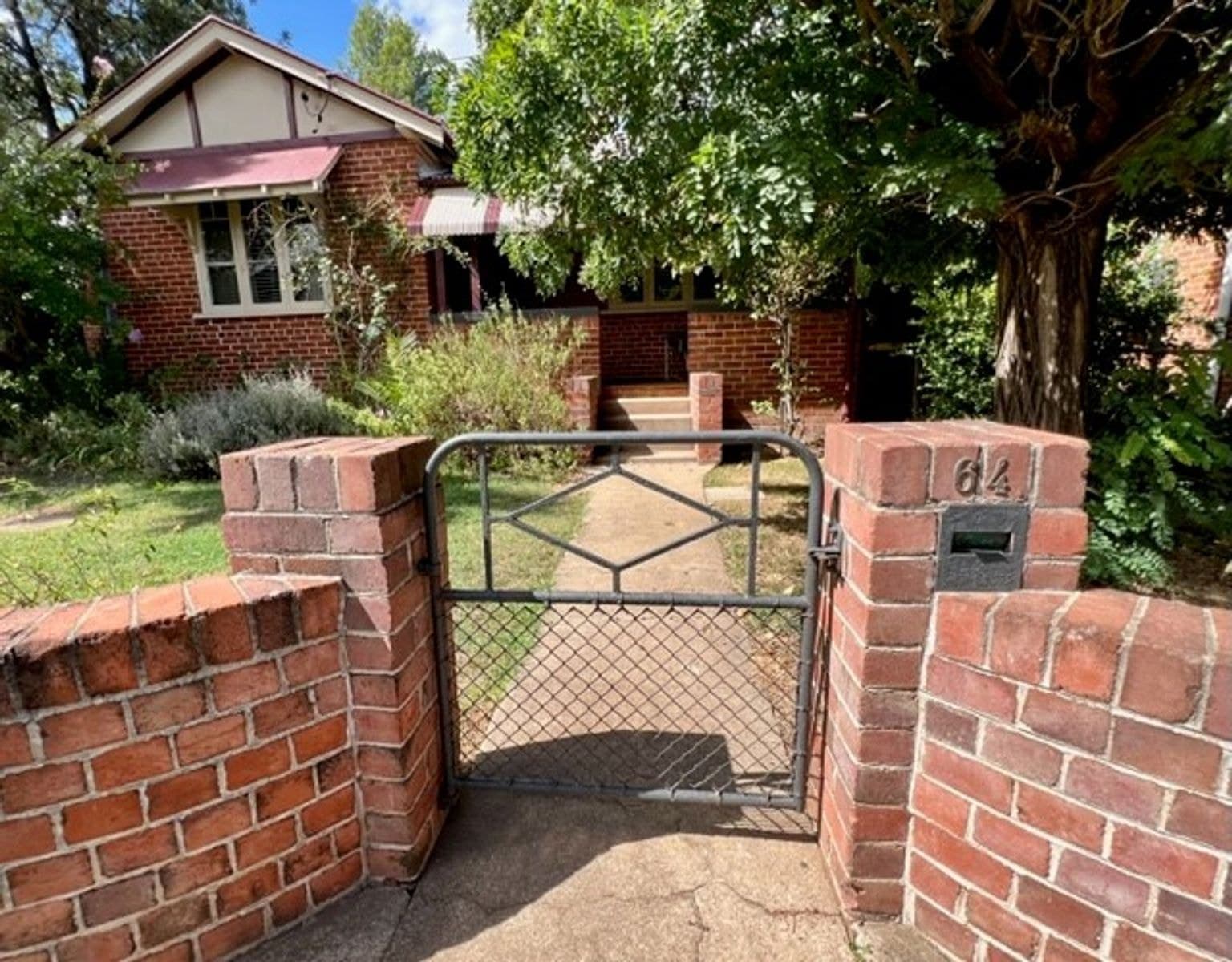 64 Rawson Avenue, Tamworth NSW 2340, Tamworth - Thumbnail 3