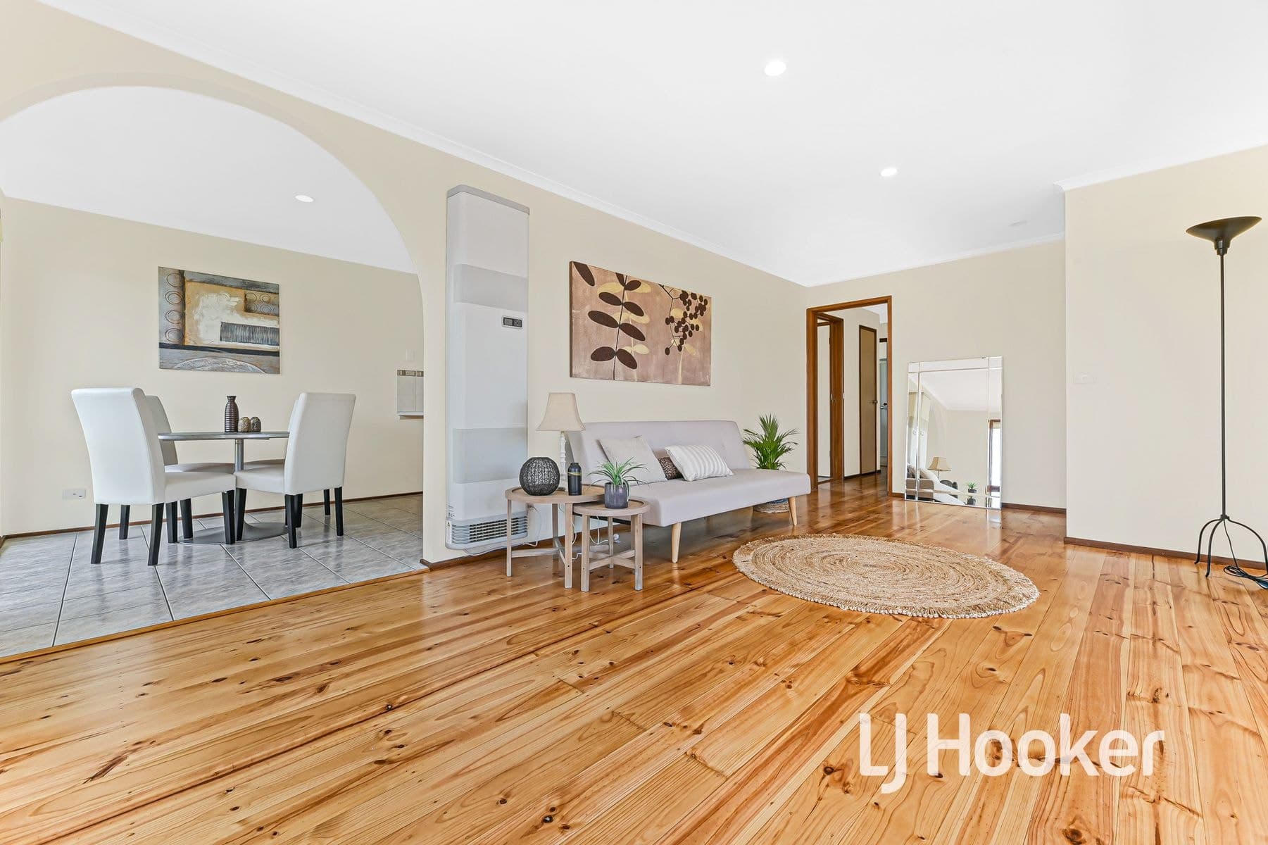 2 Franleigh Drive, Narre Warren VIC 3805, Narre Warren - Thumbnail 3