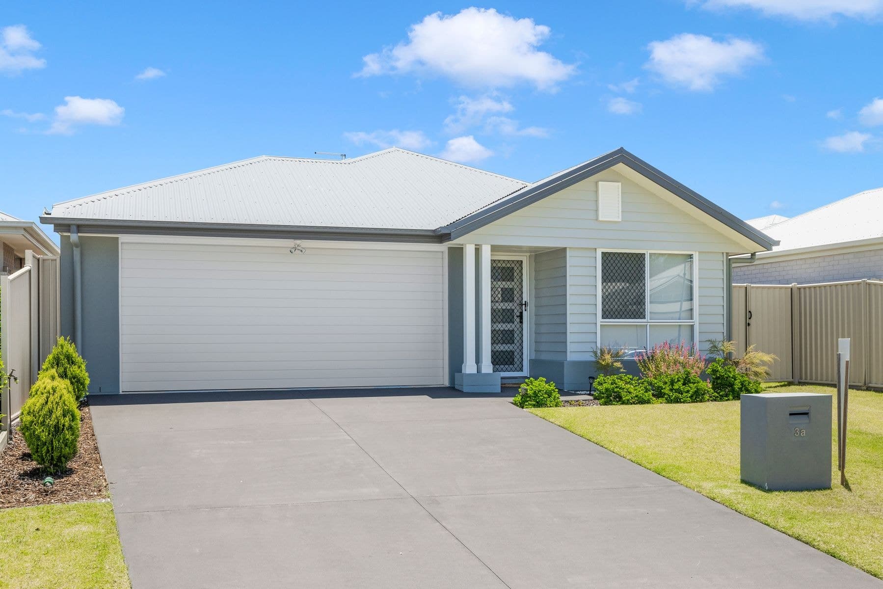 3A Vanna Place, Redland Bay QLD 4165, Redland Bay - Image 1