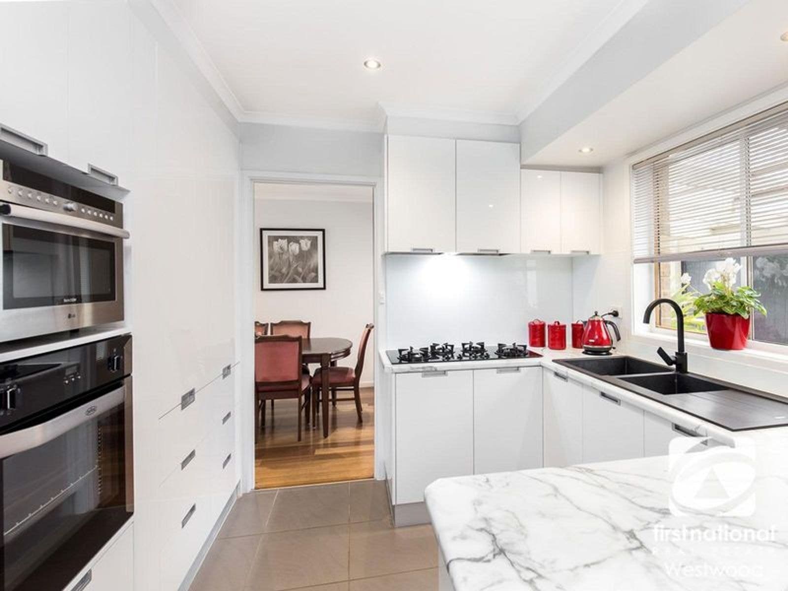 37 Baggott Drive, Hoppers Crossing VIC 3029, Hoppers Crossing - Thumbnail 2