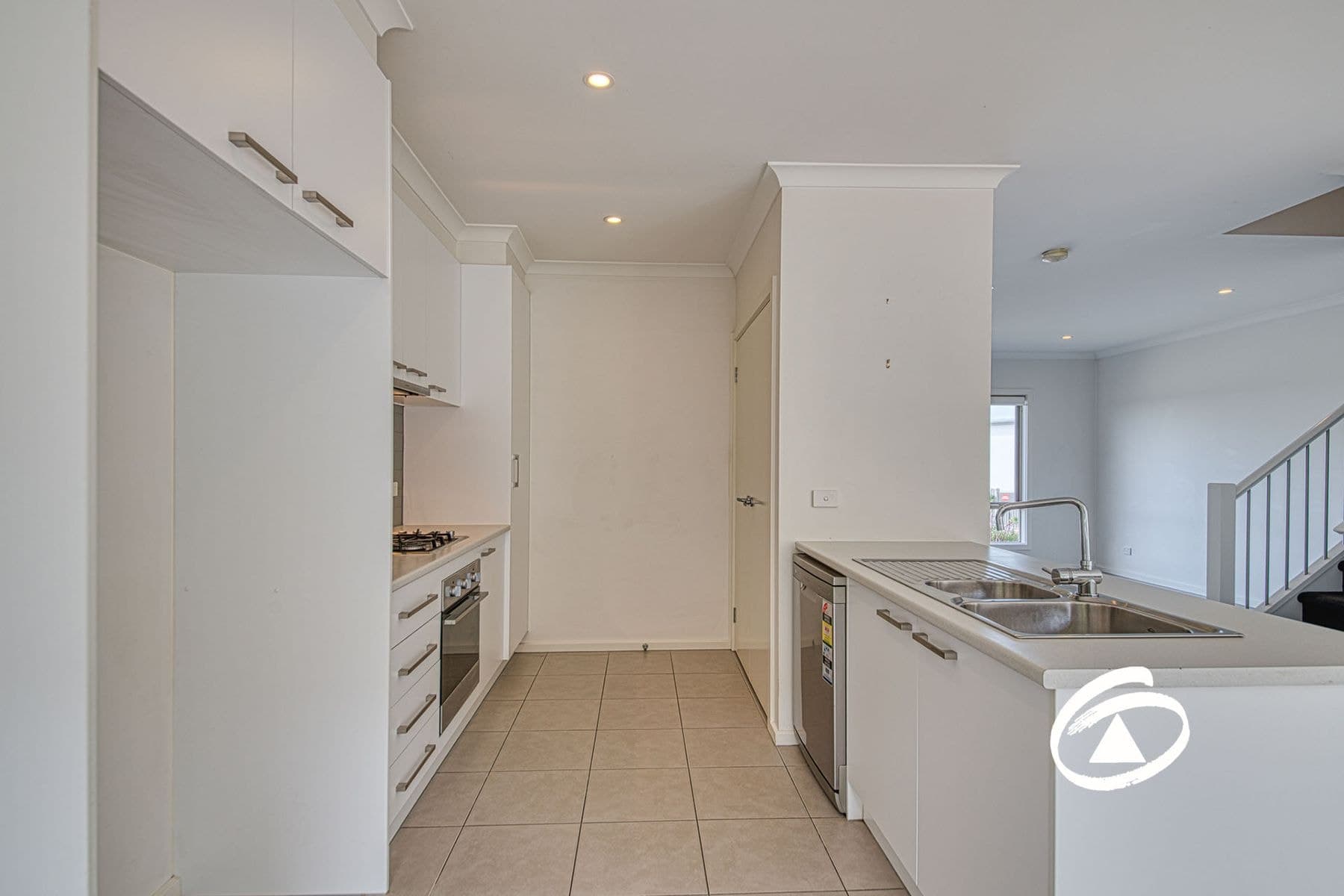 67 Atlantic Drive, Pakenham VIC 3810, Pakenham - Thumbnail 4