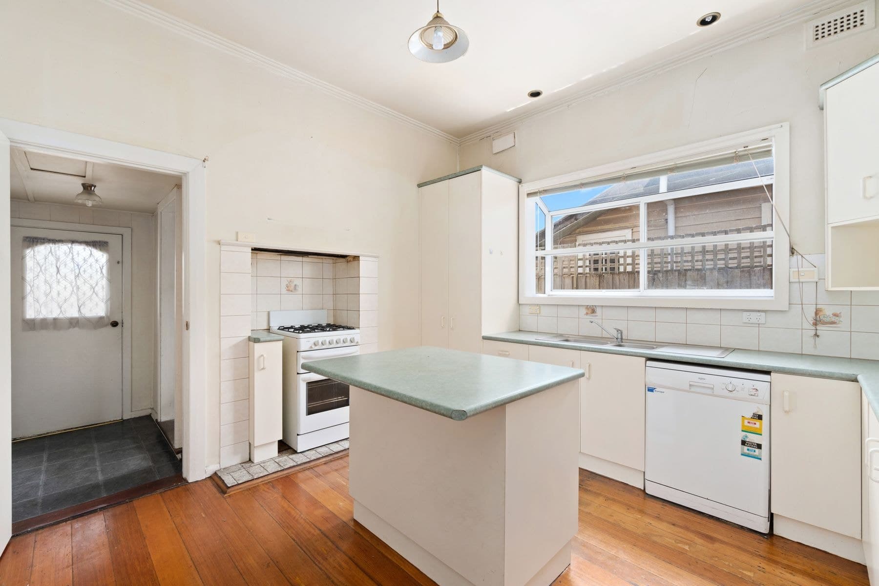 11 Cumberland Street, Traralgon VIC 3844, Traralgon - Thumbnail 7