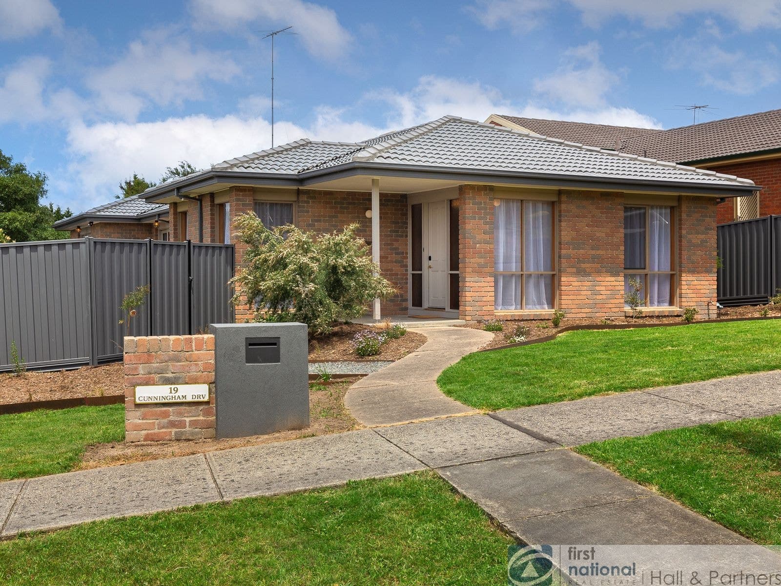 19 Cunningham Drive, Endeavour Hills VIC 3802, Endeavour Hills - Image 1