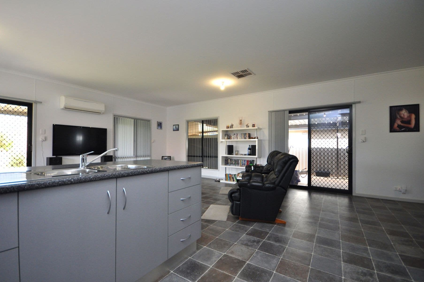 12 Catherine Street, Stirling North SA 5710, Stirling North - Thumbnail 3