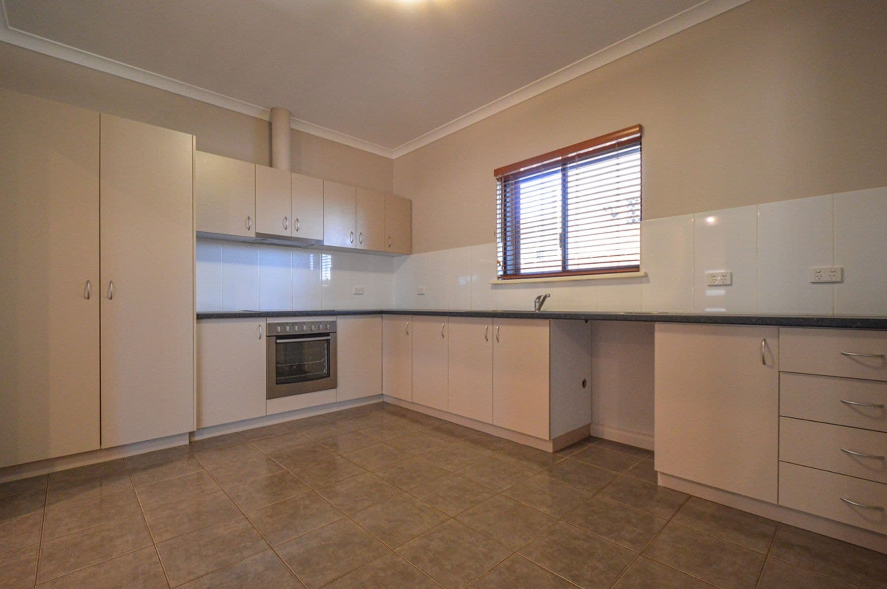 31A Limpet Crescent, South Hedland WA 6722, South Hedland - Thumbnail 2