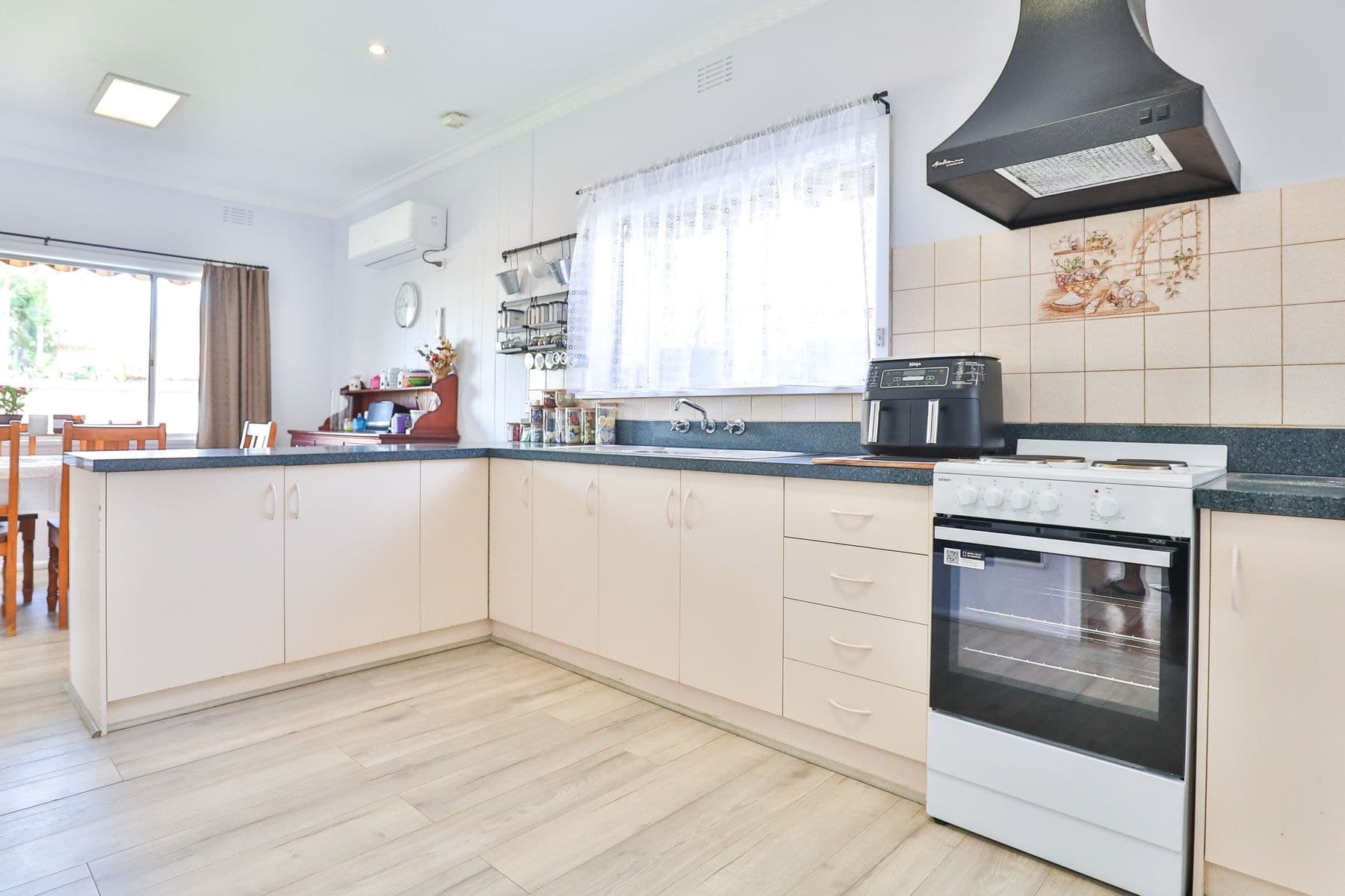 28 Leonard Street, Mildura VIC 3500, Mildura - Thumbnail 7