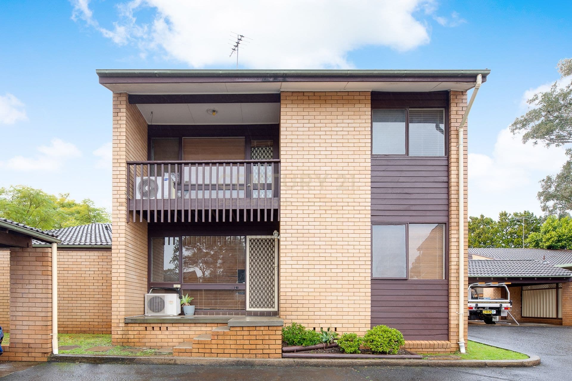 10/2 Whipbird Avenue, Ingleburn, NSW, 2565, Ingleburn - Image 1