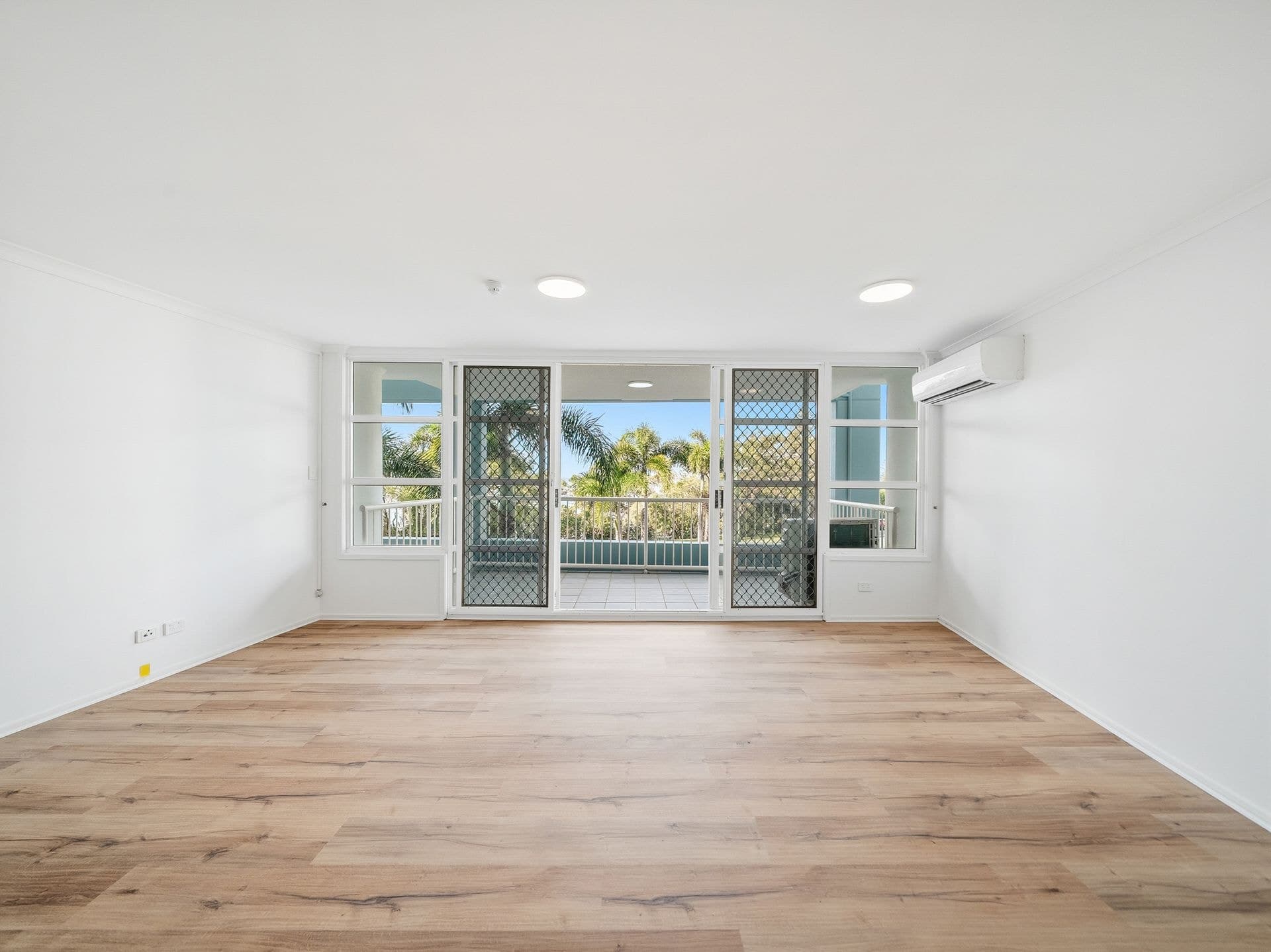 10/77 Marine Parade, Redcliffe, QLD, 4020, Redcliffe - Thumbnail 8