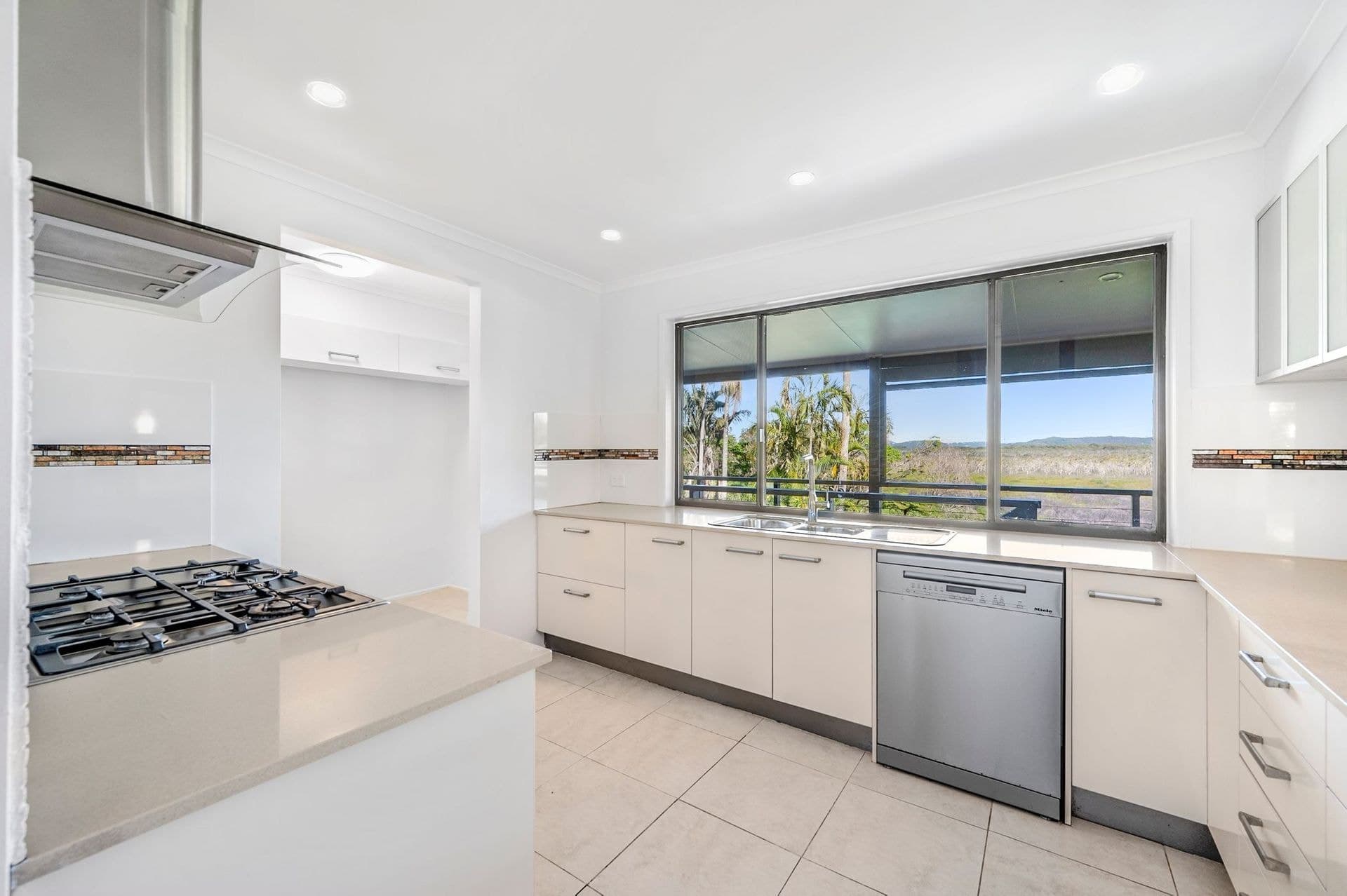6/18 Lanyana Way, Noosa Heads, QLD, 4567, Peregian Beach - Thumbnail 5
