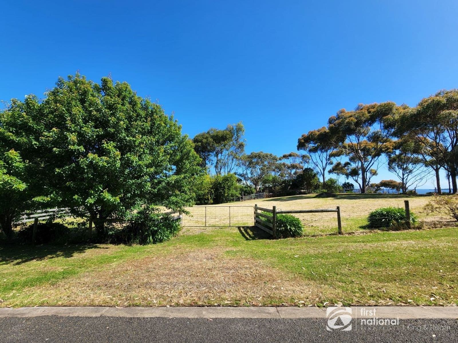 7 Gloria Avenue, Metung VIC 3904, Metung - Thumbnail 5
