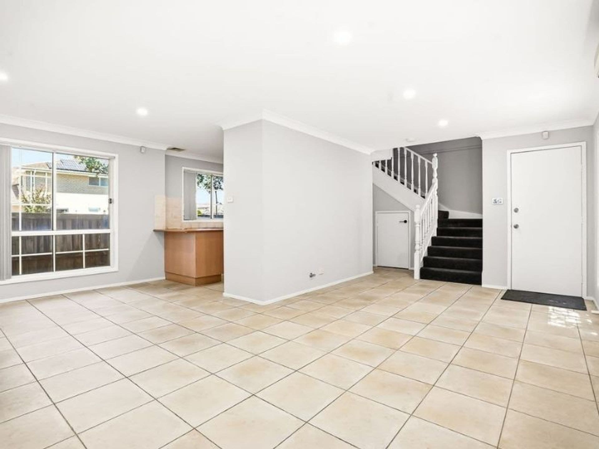 4/19 Swansea Place, West Hoxton, NSW, 2171, West Hoxton - Thumbnail 2