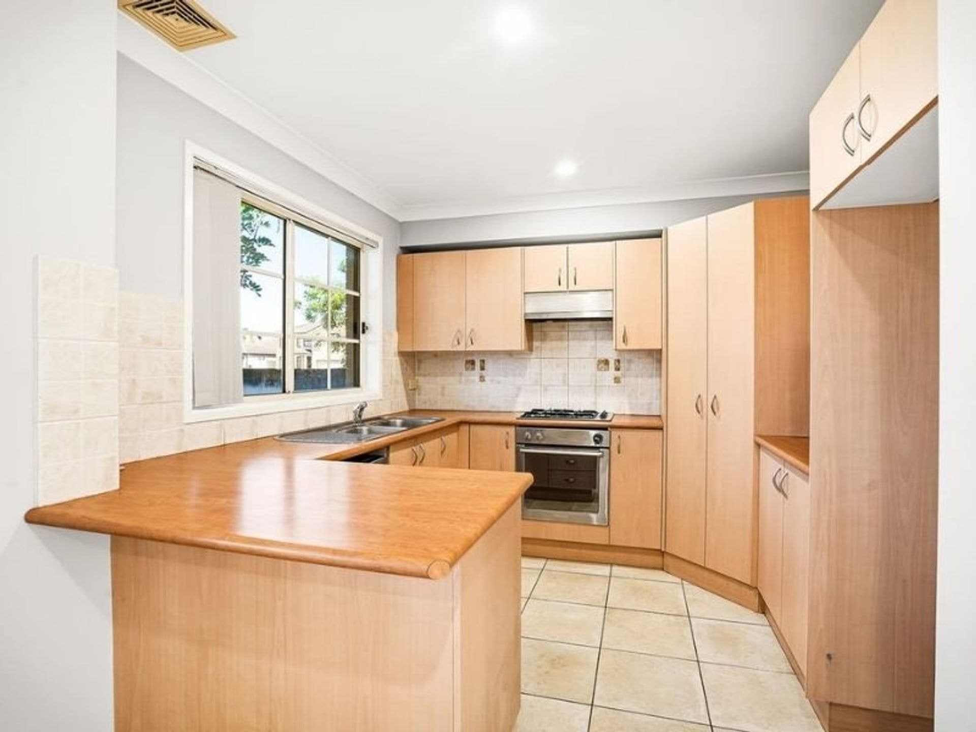 4/19 Swansea Place, West Hoxton, NSW, 2171, West Hoxton - Thumbnail 3