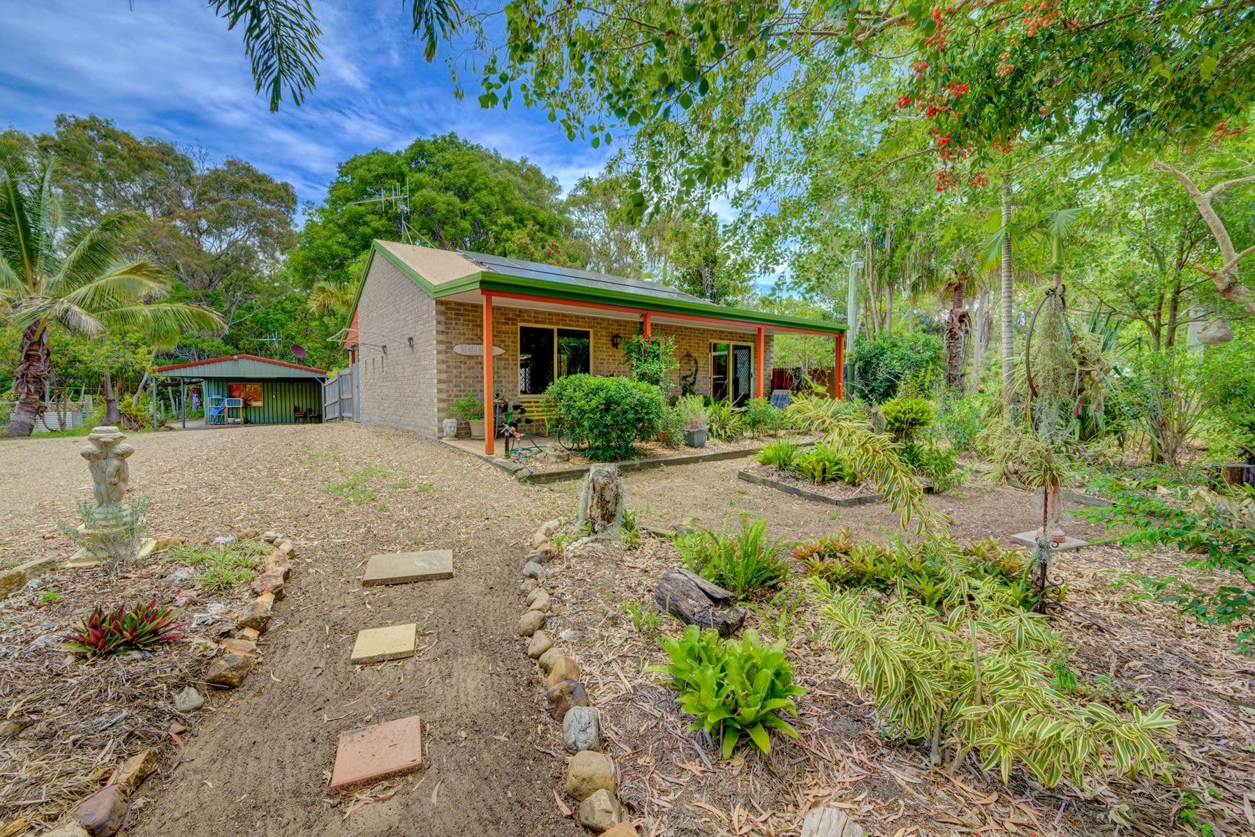 4 Kentia Avenue, Moore Park Beach QLD 4670, Moore Park Beach - Thumbnail 2