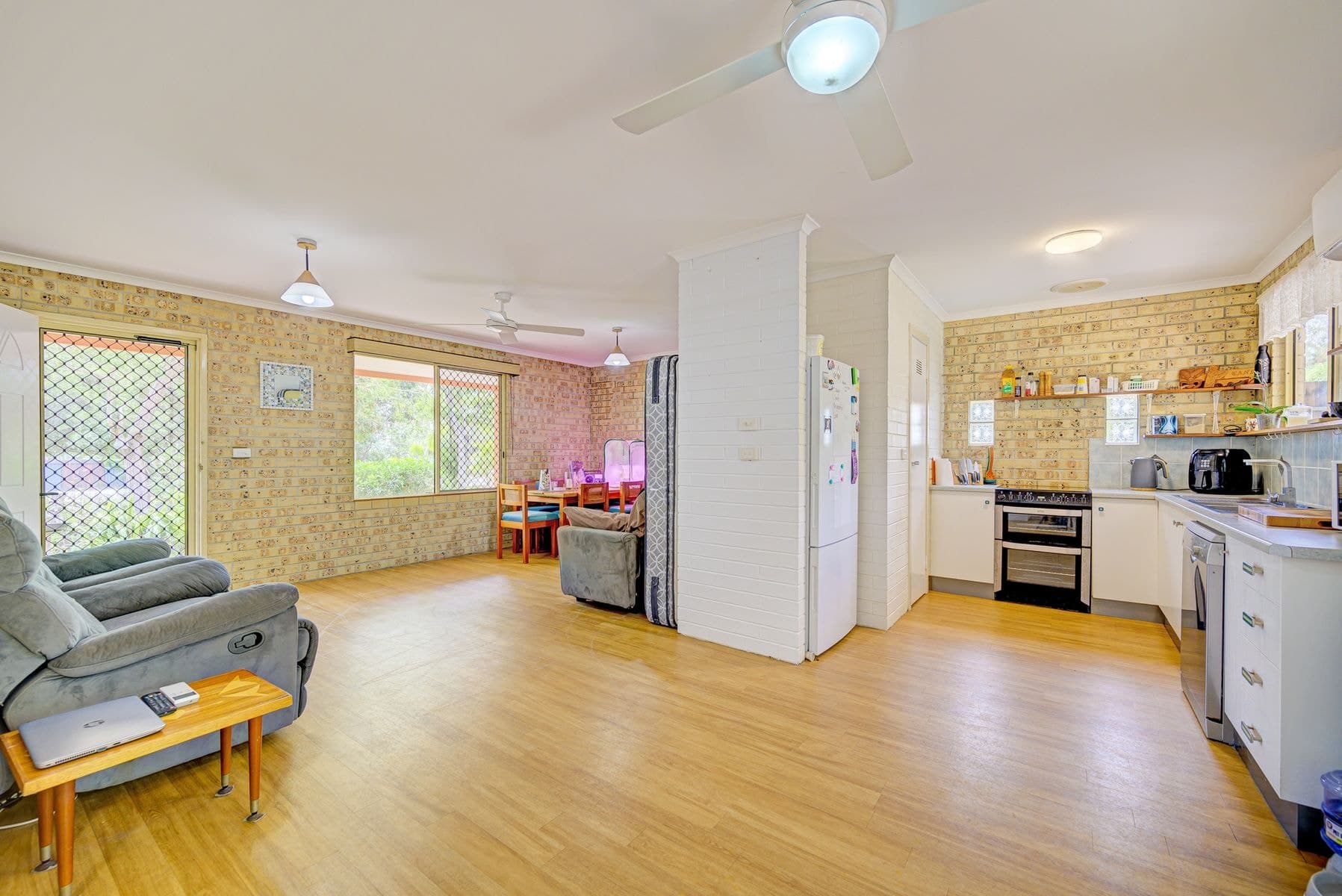 4 Kentia Avenue, Moore Park Beach QLD 4670, Moore Park Beach - Thumbnail 8