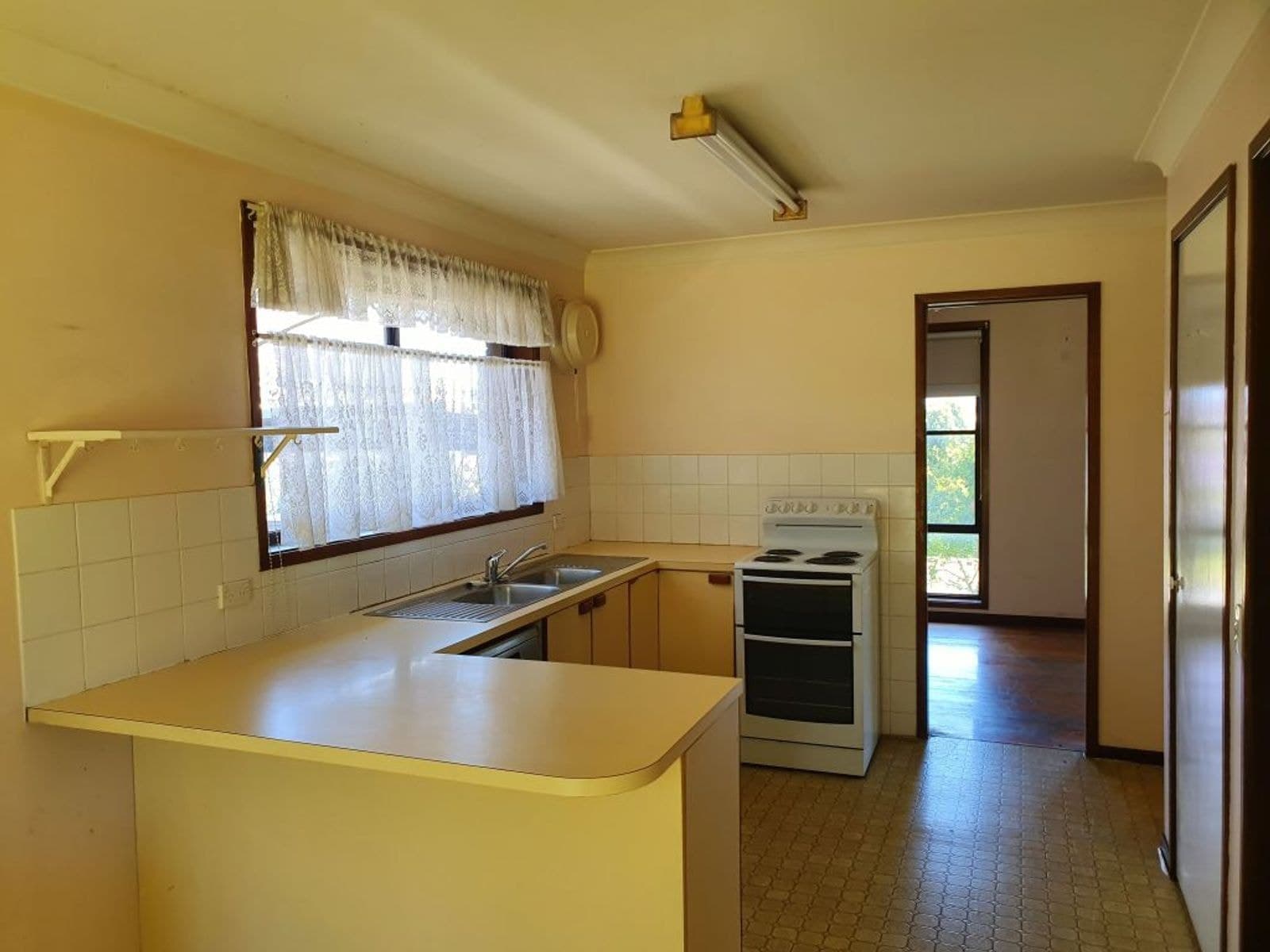 13 Calgaroo Ave, Muswellbrook NSW 2333, Muswellbrook - Thumbnail 2