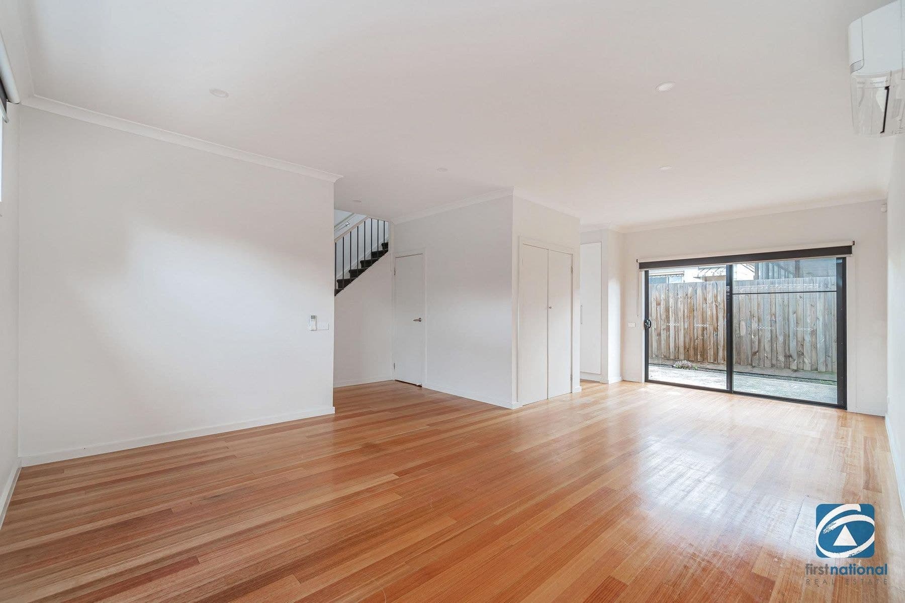2/5 broadmeadows Road, Tullamarine VIC 3043, Tullamarine - Thumbnail 3