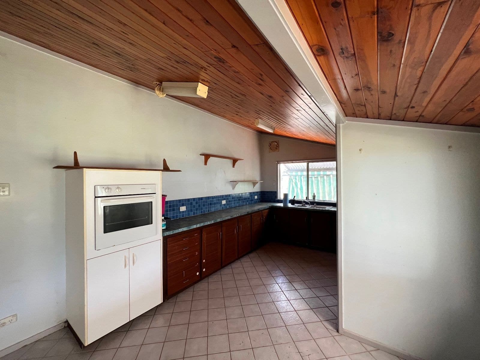 11 Gormleys Road, Chinchilla QLD 4413, Chinchilla - Thumbnail 3