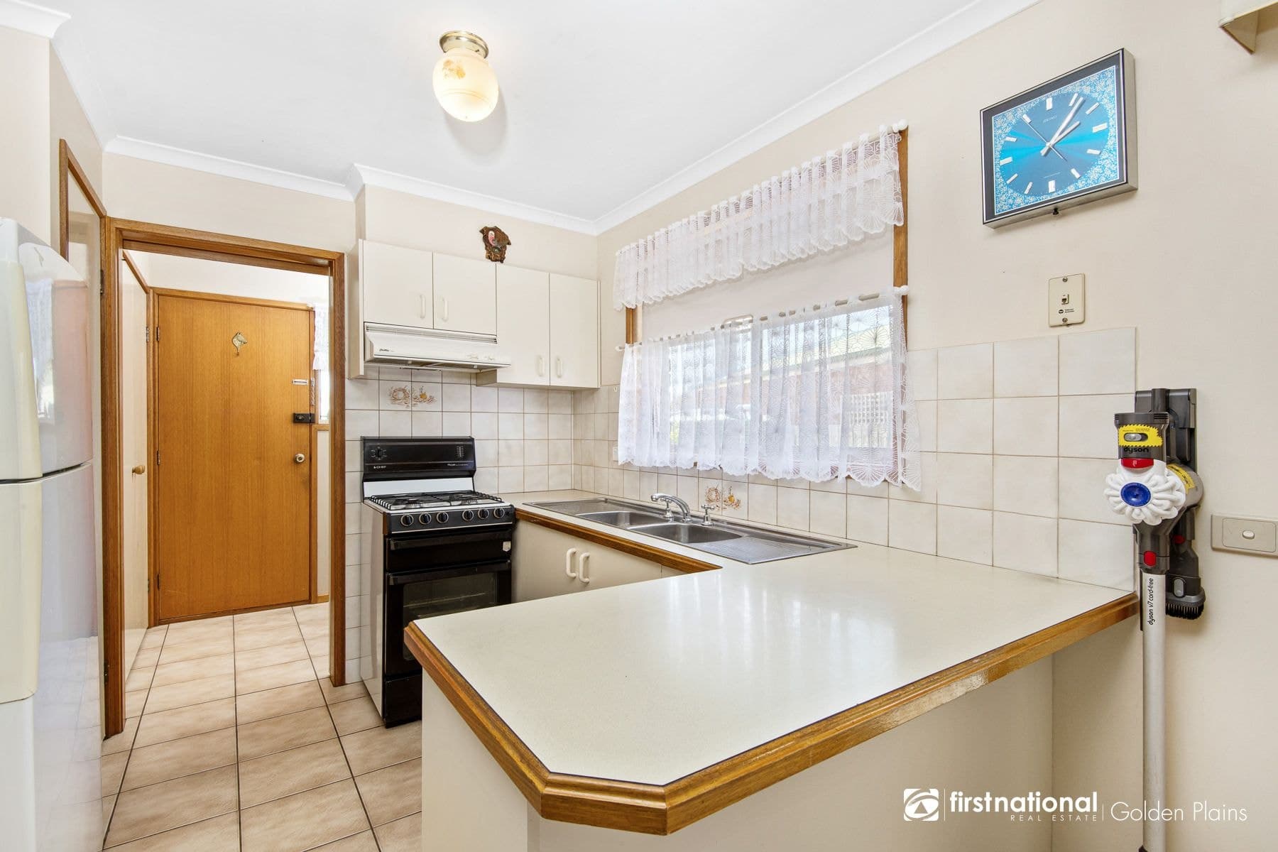 13 Raymond Court, St Albans Park VIC 3219, St Albans Park - Thumbnail 3