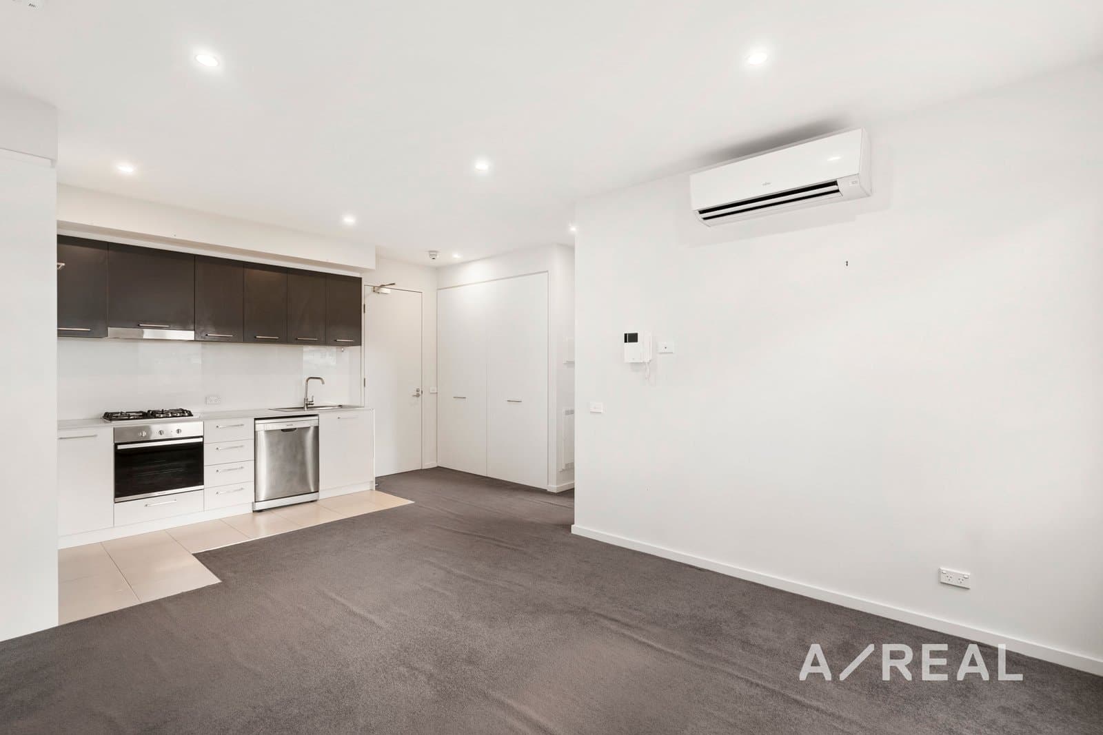 204/83 Janefield Drive, Bundoora VIC 3083, Bundoora - Thumbnail 2