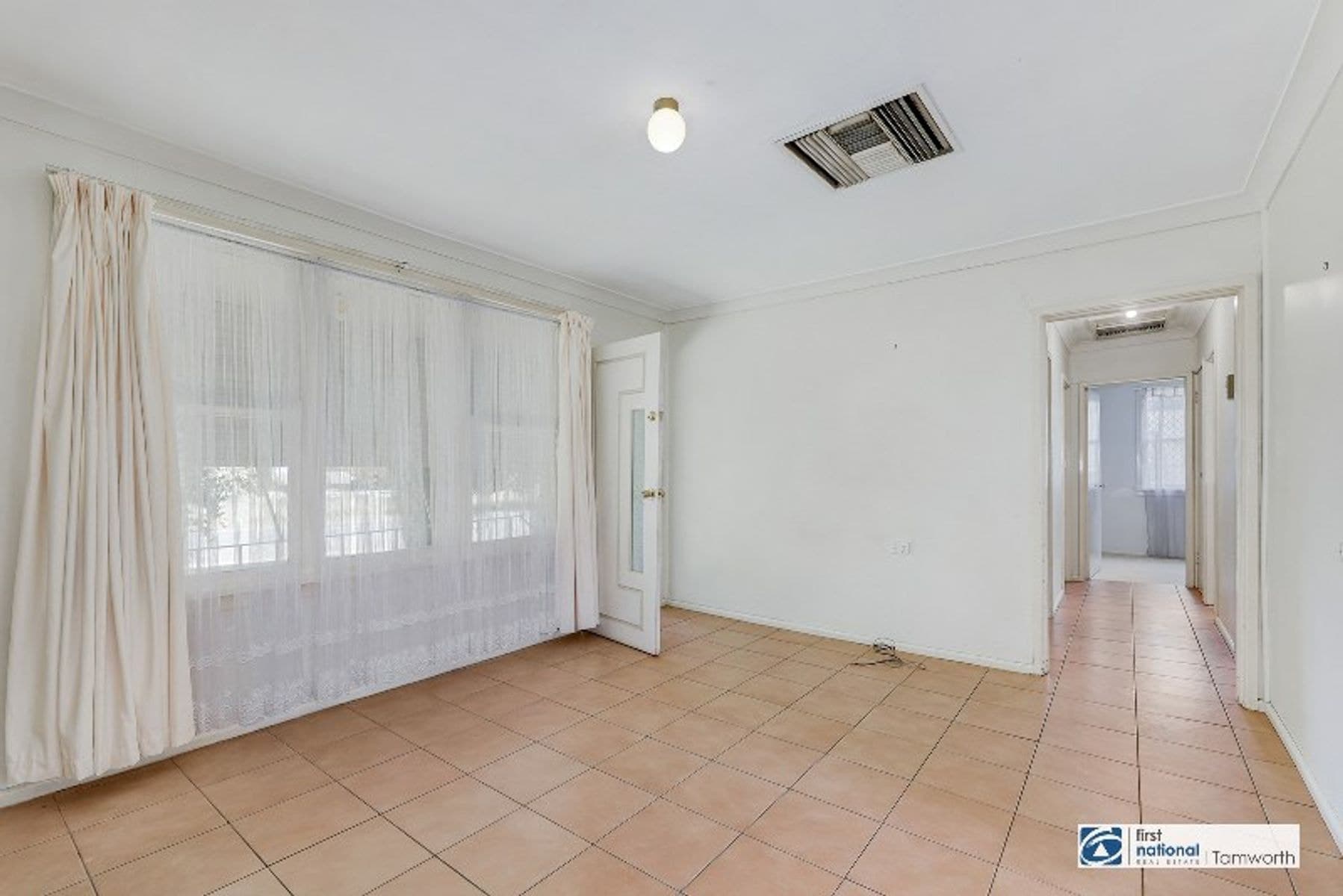 64 Duri Road, Tamworth NSW 2340, Tamworth - Thumbnail 4