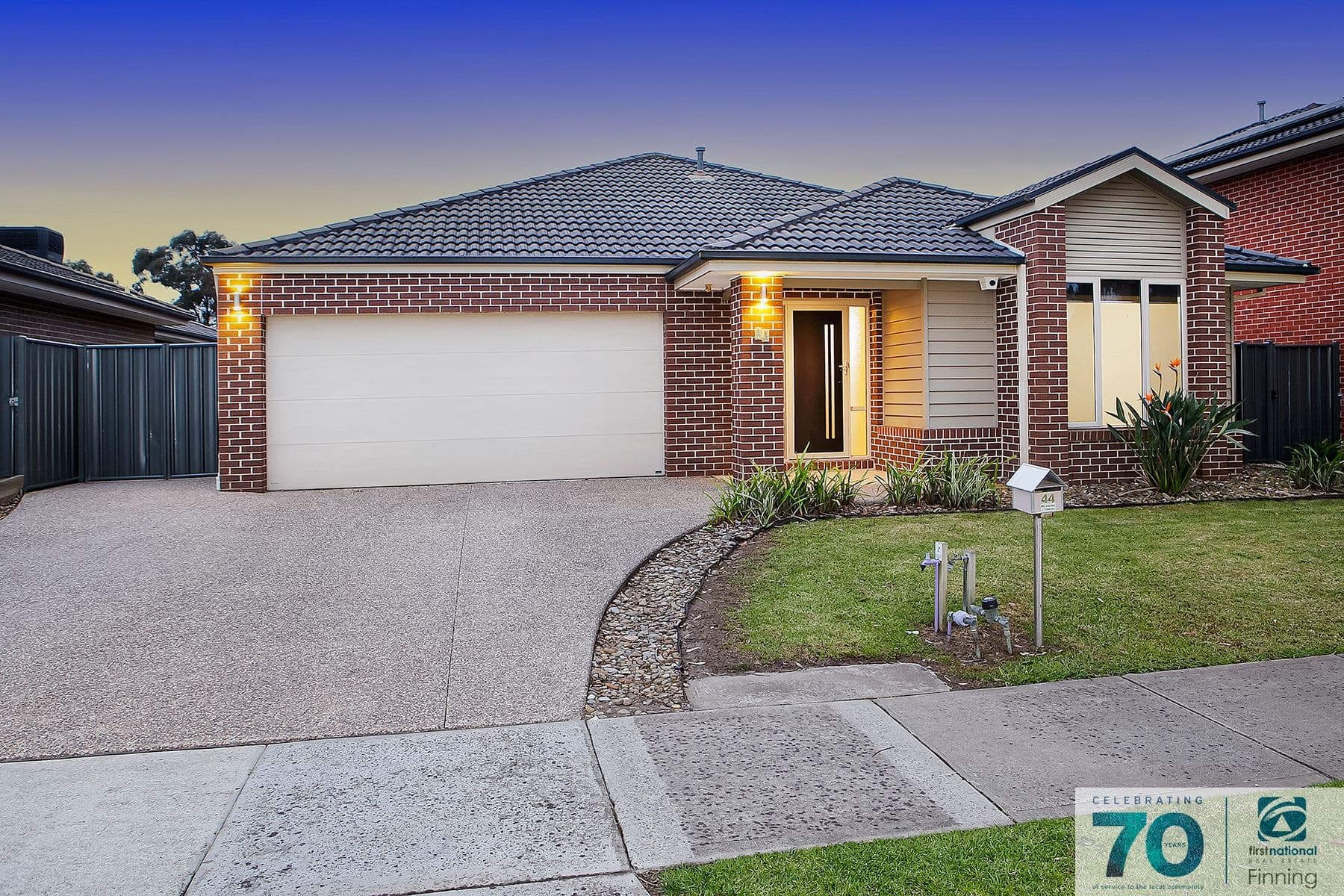 44 Sabel Drive, Cranbourne North VIC 3977, Cranbourne North - Thumbnail 2