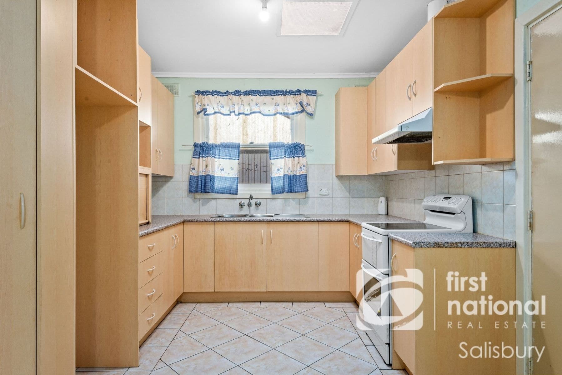 14 Ranger Street, Elizabeth Park SA 5113, Elizabeth Park - Thumbnail 3