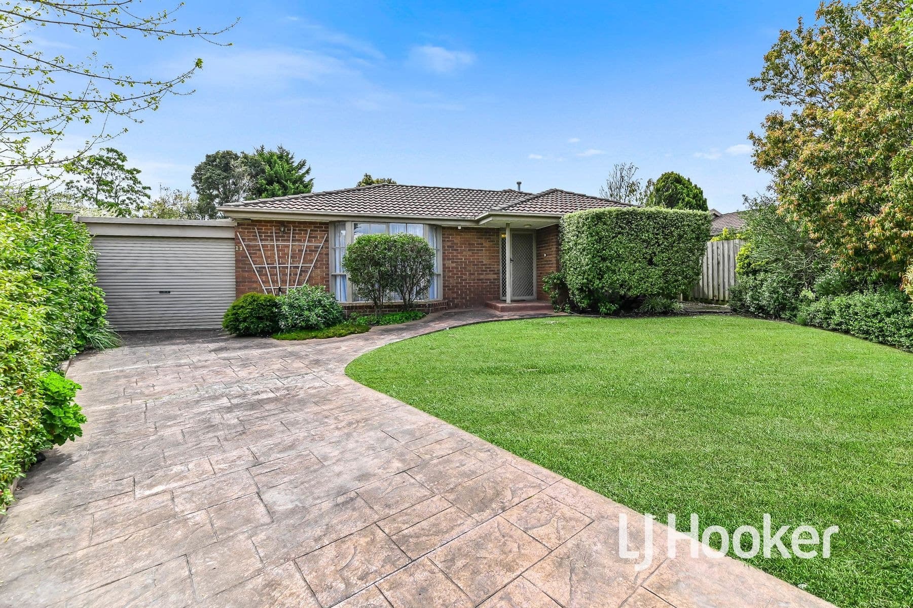11 Lydia Mary Drive, Berwick VIC 3806, Berwick - Image 1