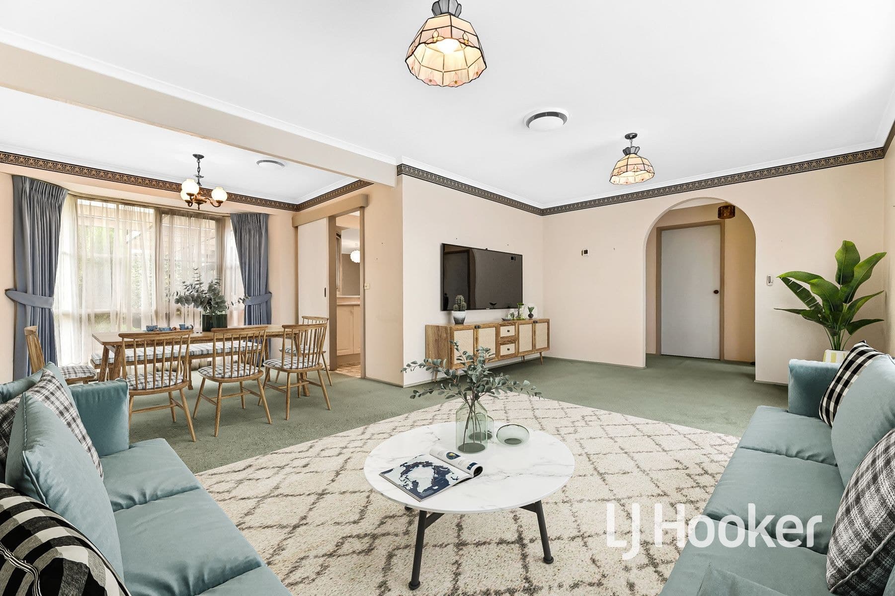 11 Lydia Mary Drive, Berwick VIC 3806, Berwick - Thumbnail 2