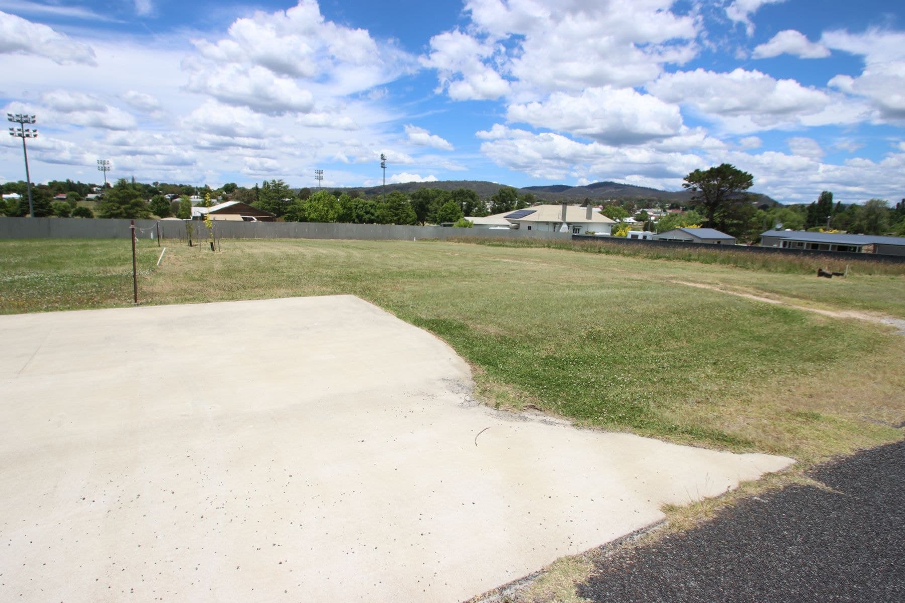 49 Duncan Street, Tenterfield NSW 2372, Tenterfield - Thumbnail 2