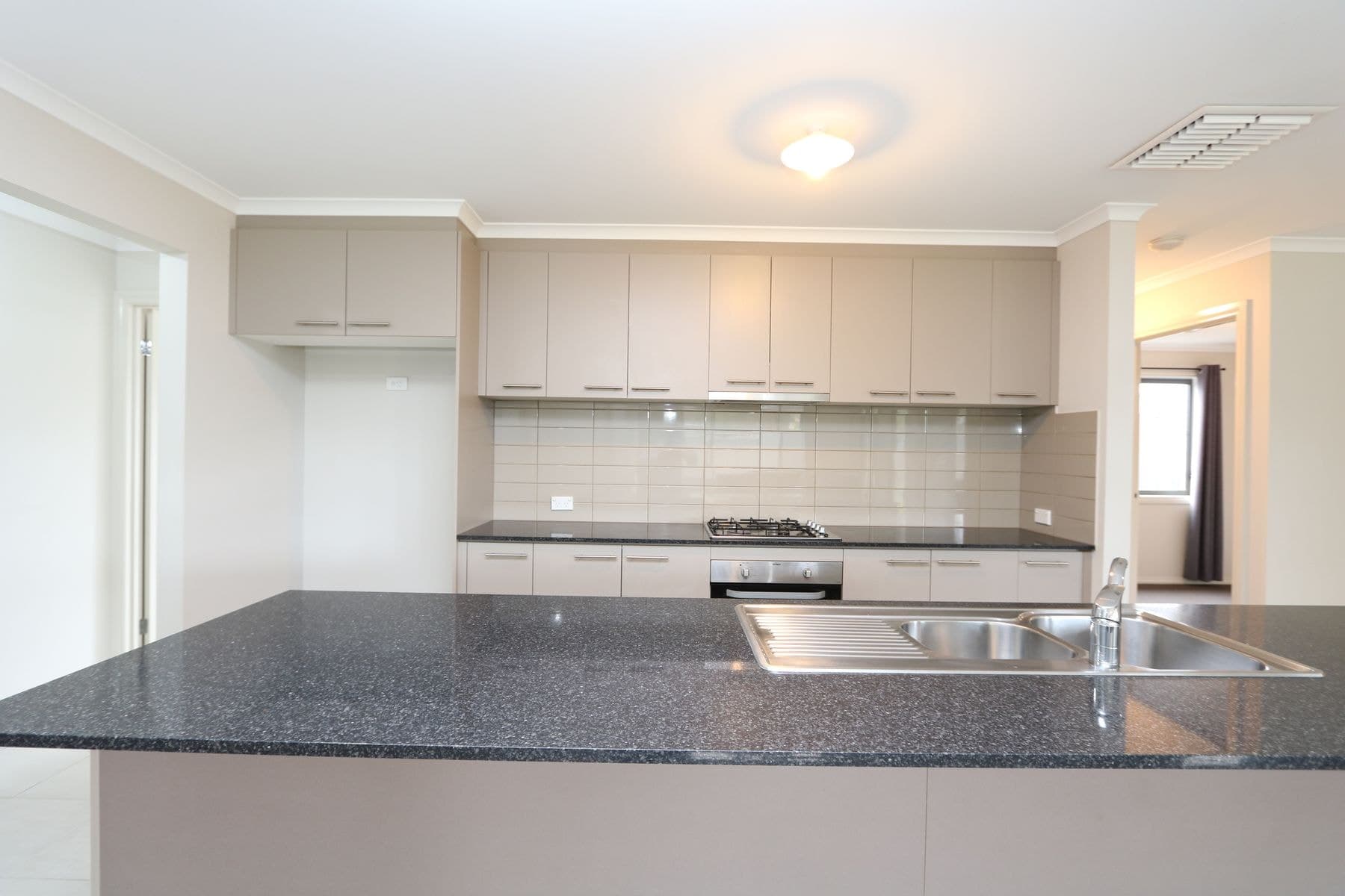7 Waterview Court, Maryborough VIC 3465, Maryborough - Thumbnail 2