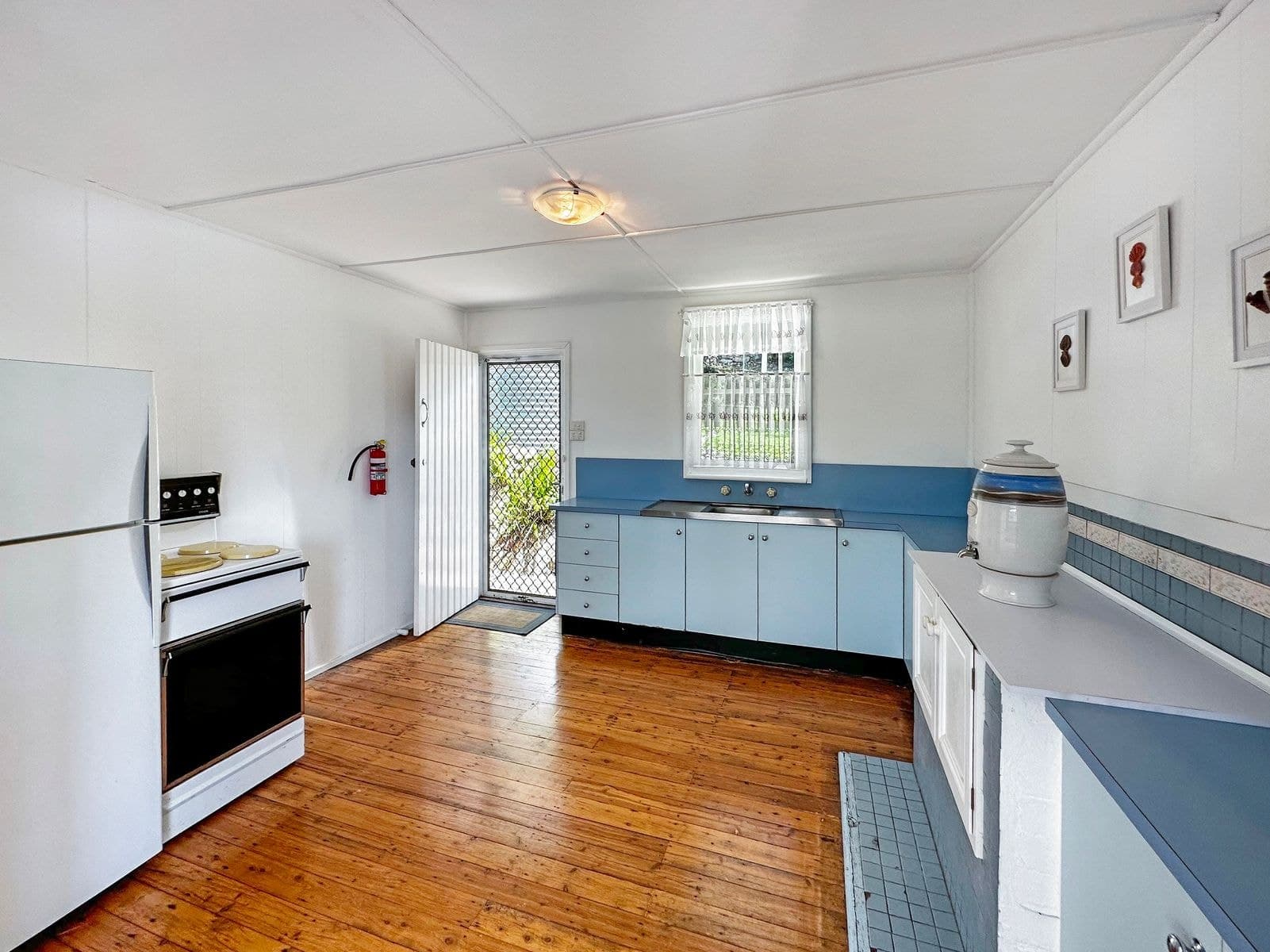103 Cove Boulevard, North Arm Cove NSW 2324, North Arm Cove - Thumbnail 2