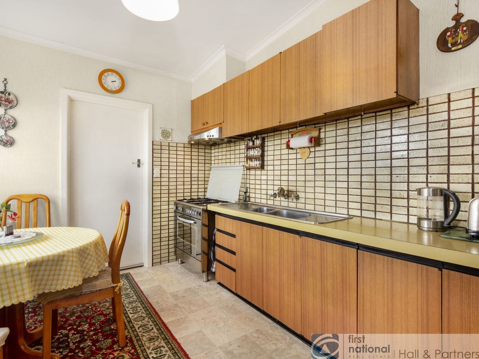 13 Saunders Street, Clayton South VIC 3169, Clayton South - Thumbnail 5