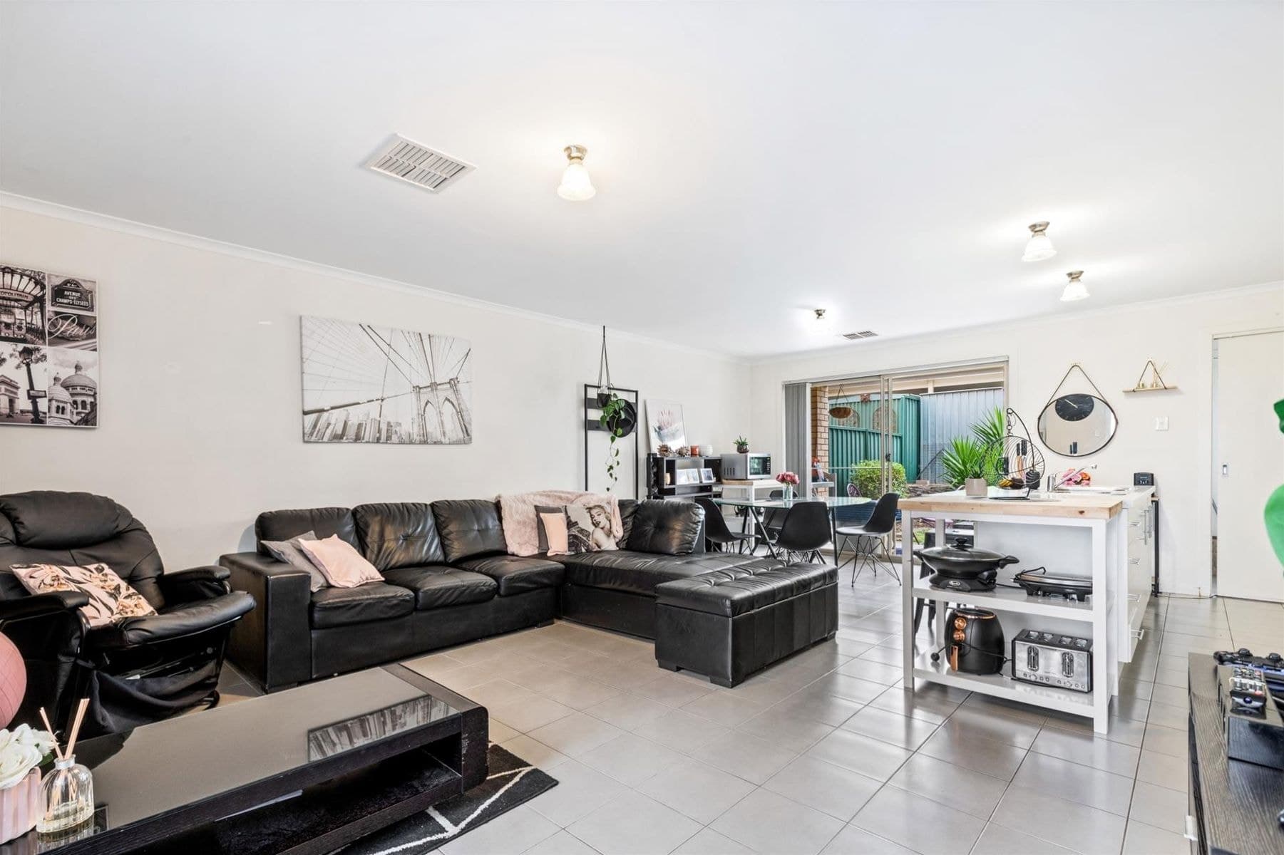 131 Kingate Boulevard, Blakeview SA 5114, Blakeview - Thumbnail 2