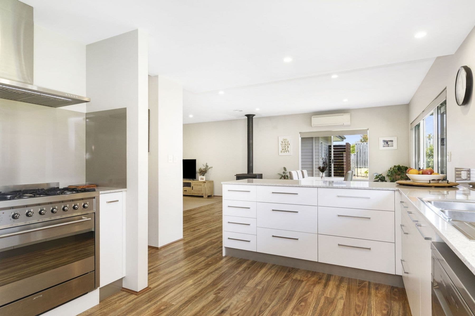 24 Hudsbeth Way, Margaret River WA 6285, Margaret River - Thumbnail 4