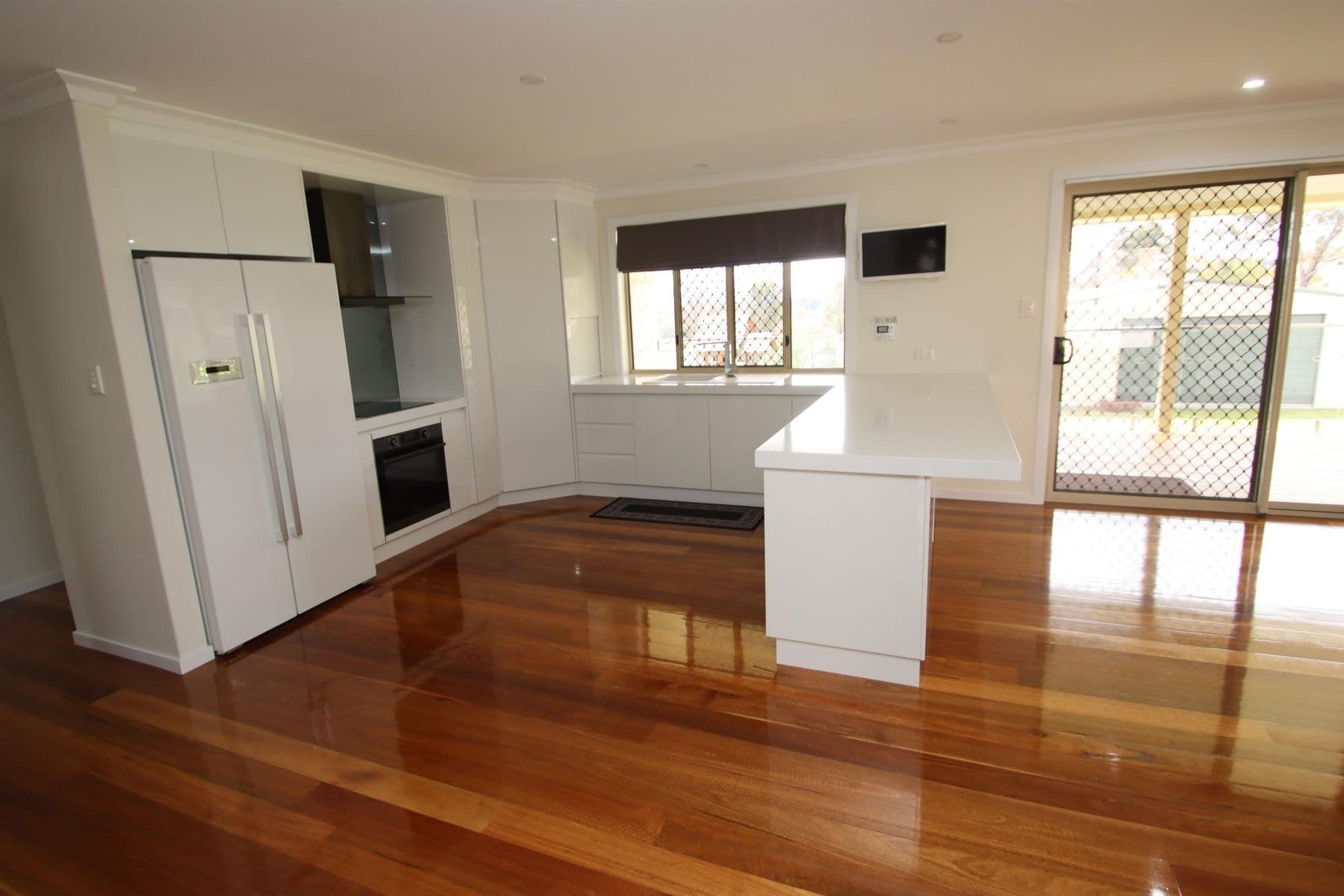 15 Parkes Drive, Tenterfield NSW 2372, Tenterfield - Thumbnail 5