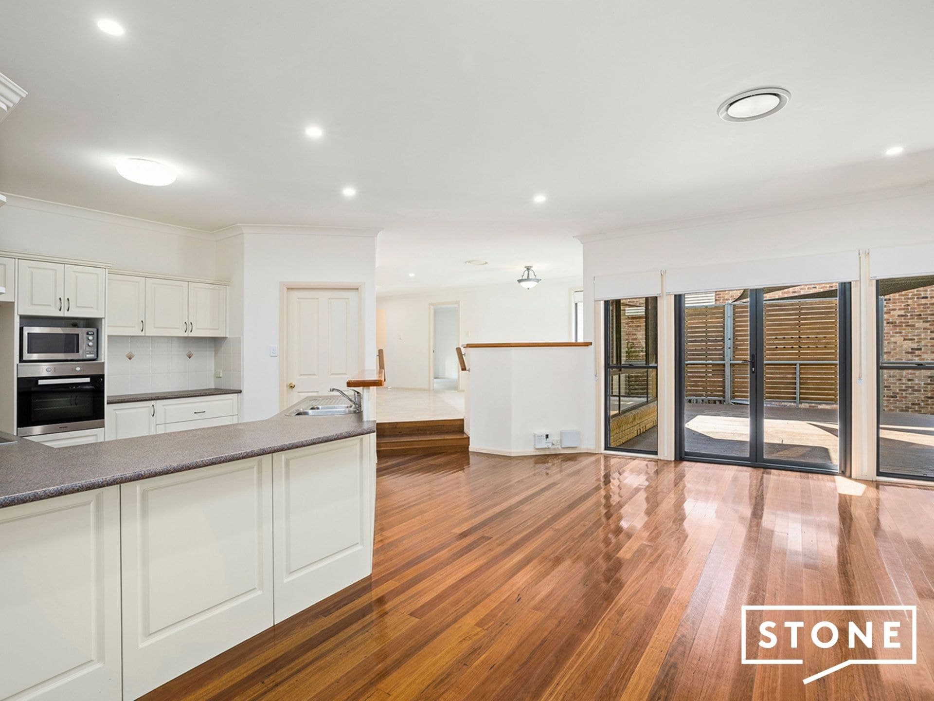33 Timbertops Drive, Coffs Harbour, Coffs Harbour - Thumbnail 5