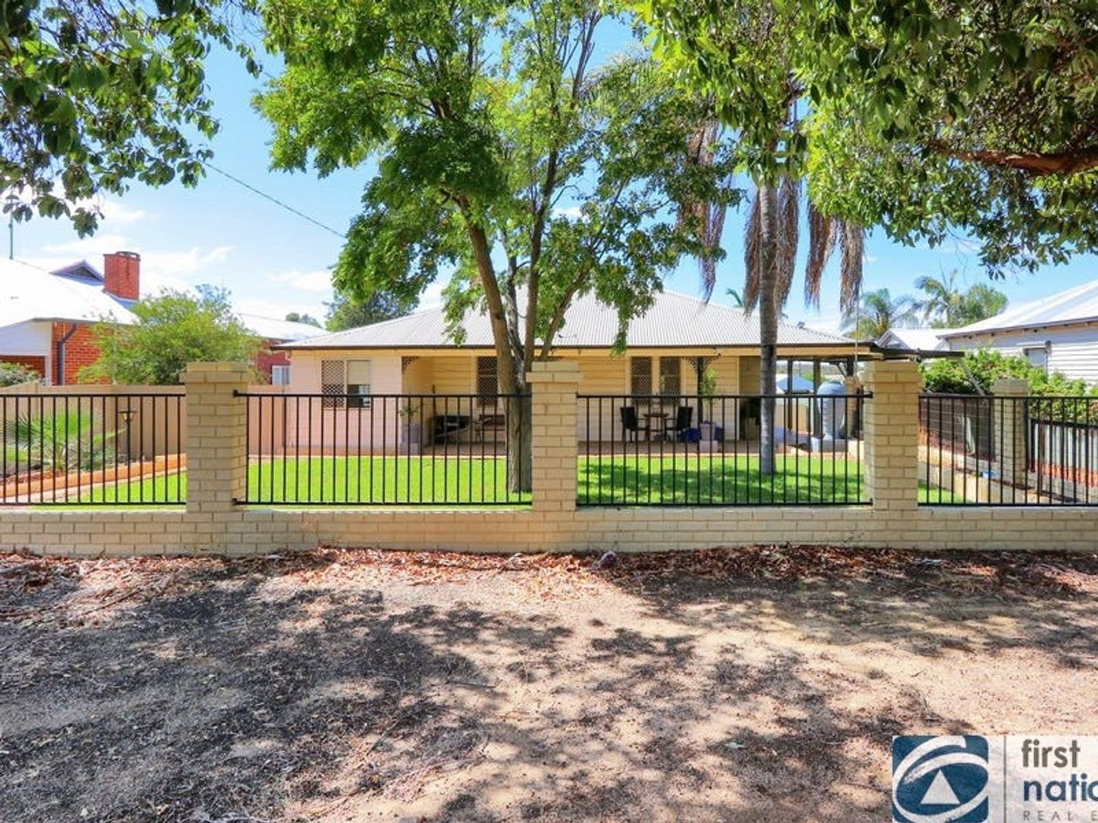9 Fermoy Avenue, Northam WA 6401, Northam - Thumbnail 2