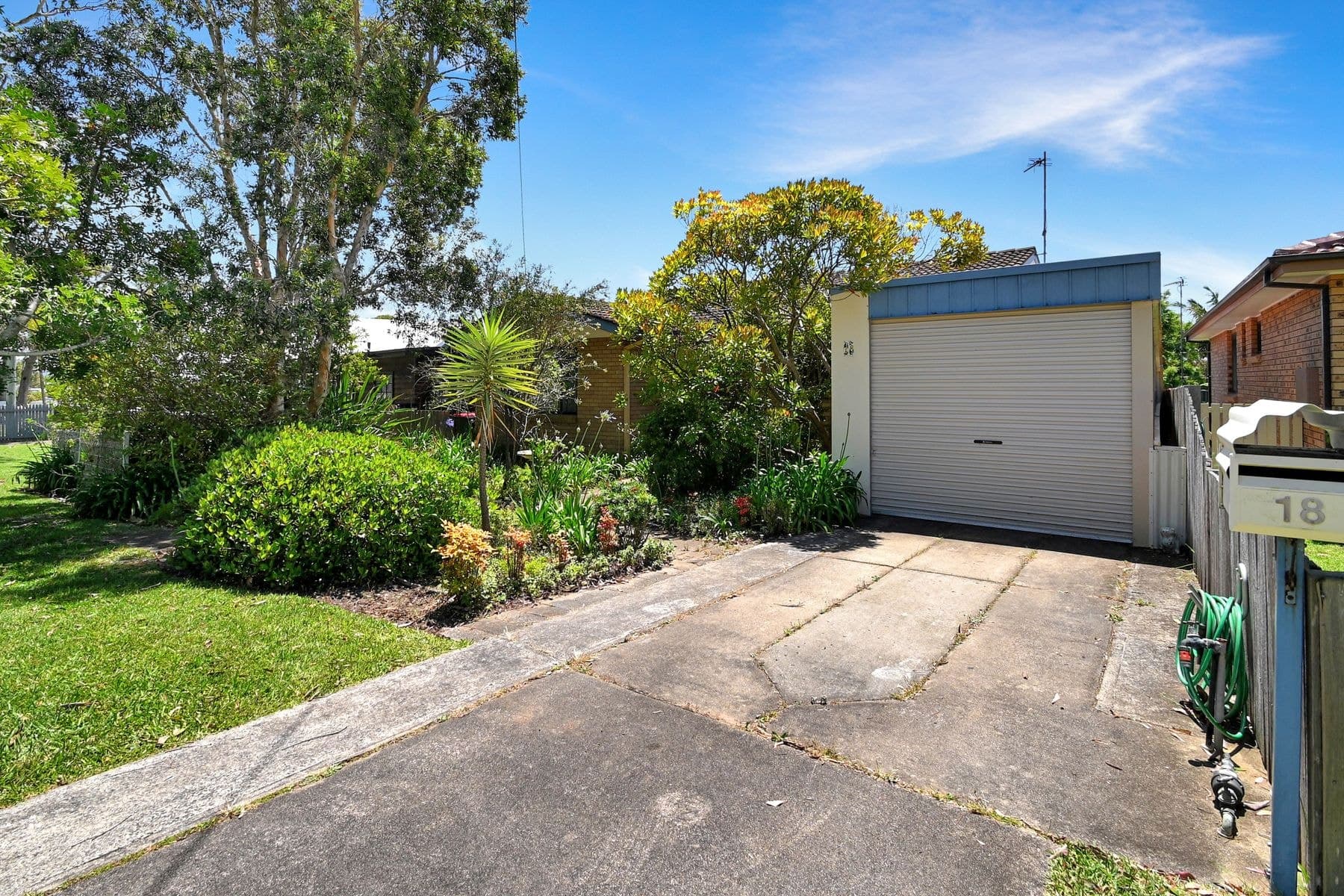 18 Carlton Crescent, Culburra Beach NSW 2540, Culburra Beach - Thumbnail 2