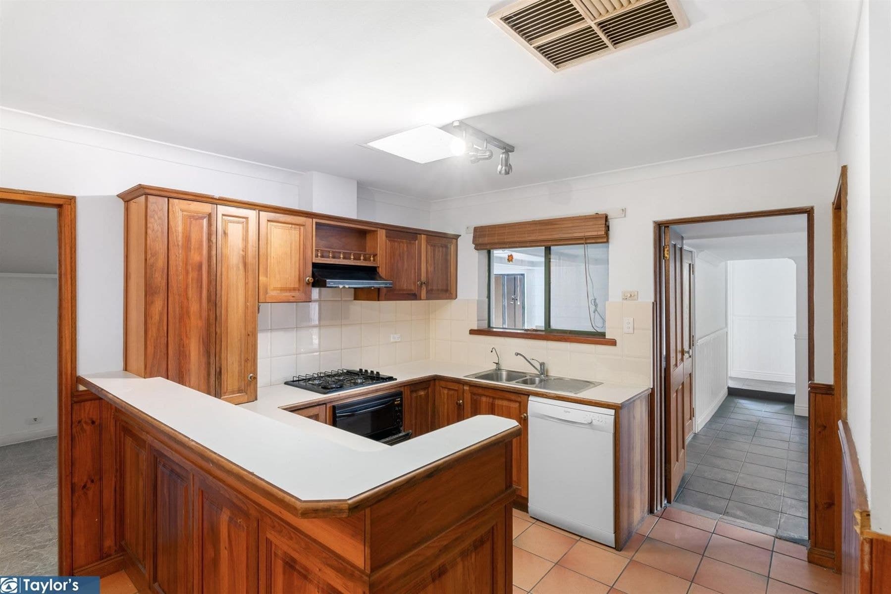 13 Whitlam Street, St Agnes SA 5097, St Agnes - Thumbnail 6