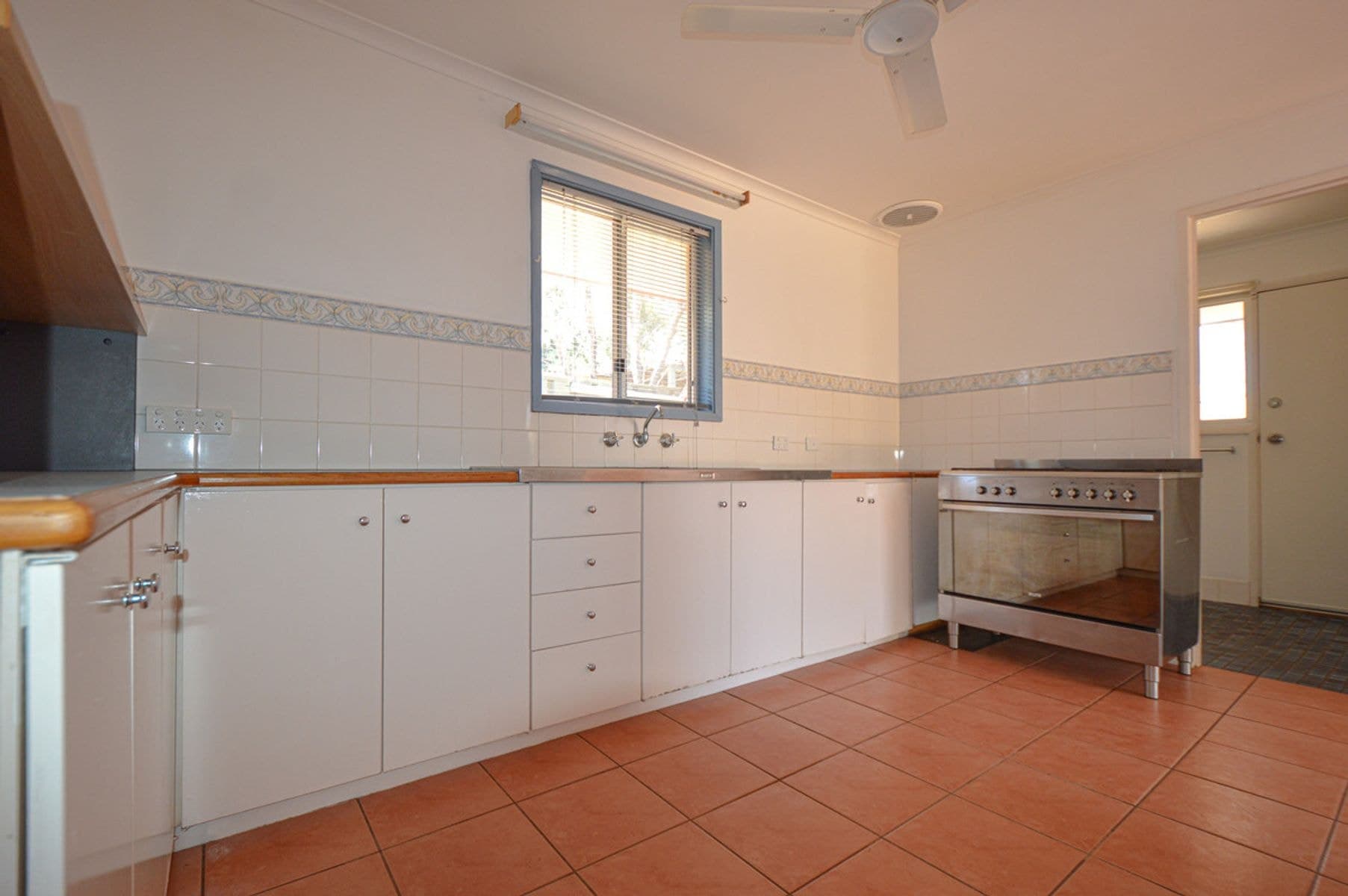 19 Skippers Loop, South Hedland WA 6722, South Hedland - Thumbnail 3