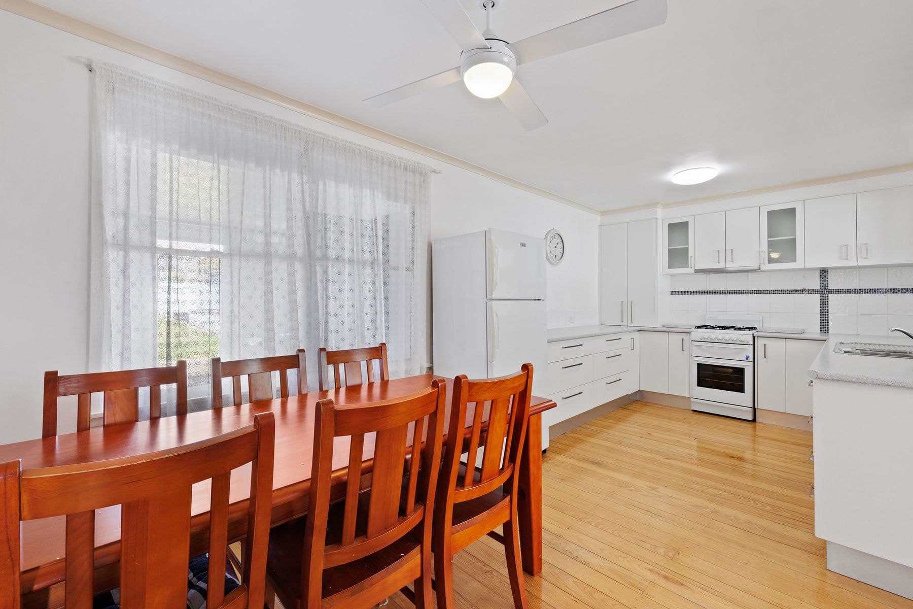 8 Ironbark Road, Bendigo VIC 3550, Bendigo - Thumbnail 3