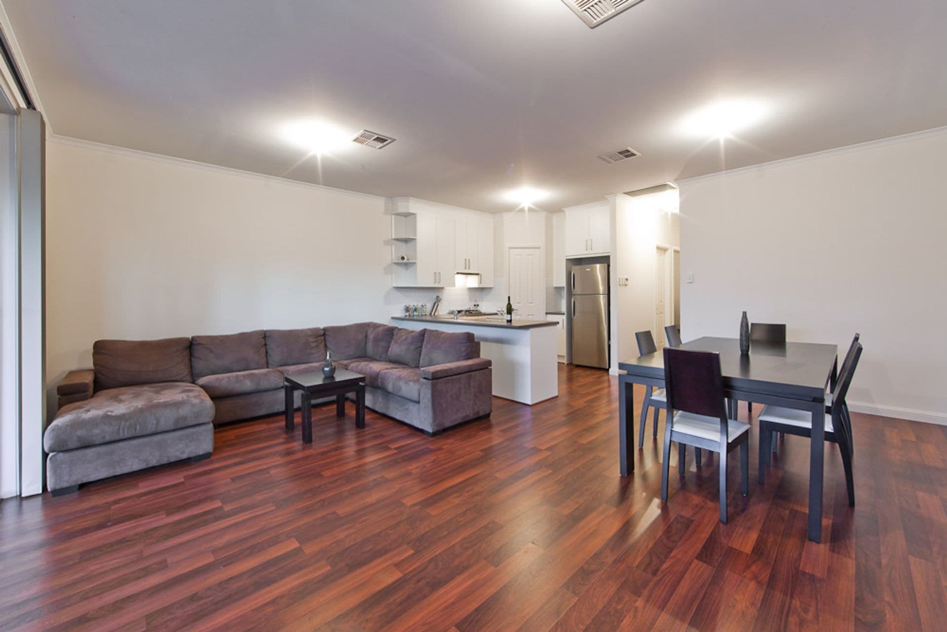 105 Railway Terrace, Largs North, SA, 5016, Largs North - Thumbnail 3