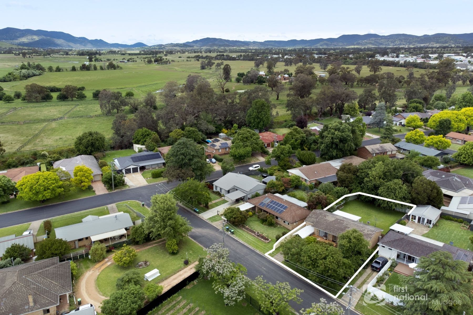 5 Cedar Avenue, Mudgee NSW 2850, Mudgee - Image 1