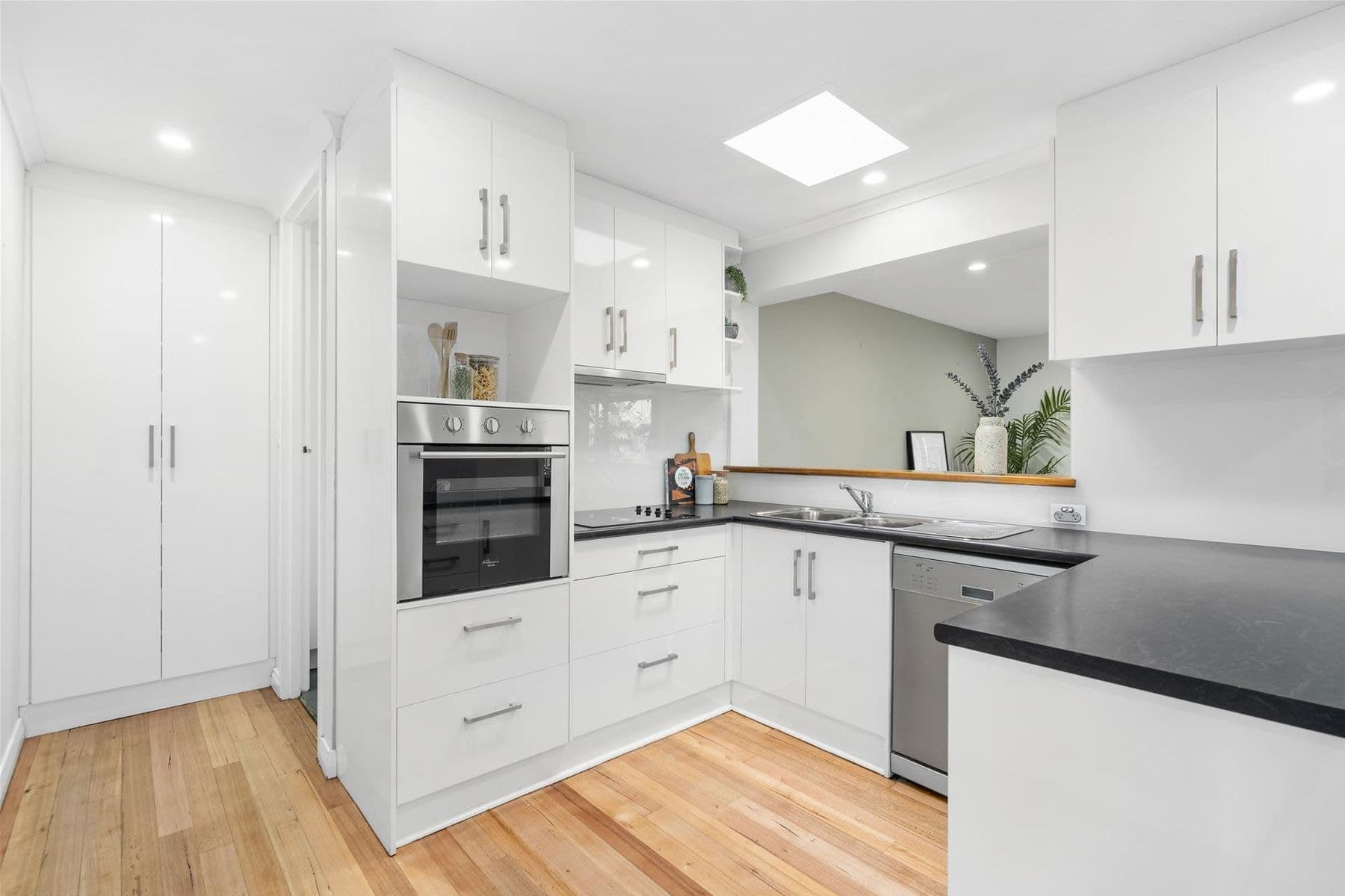 8 Taylor Street, Modbury Heights SA 5092, Modbury Heights - Thumbnail 5