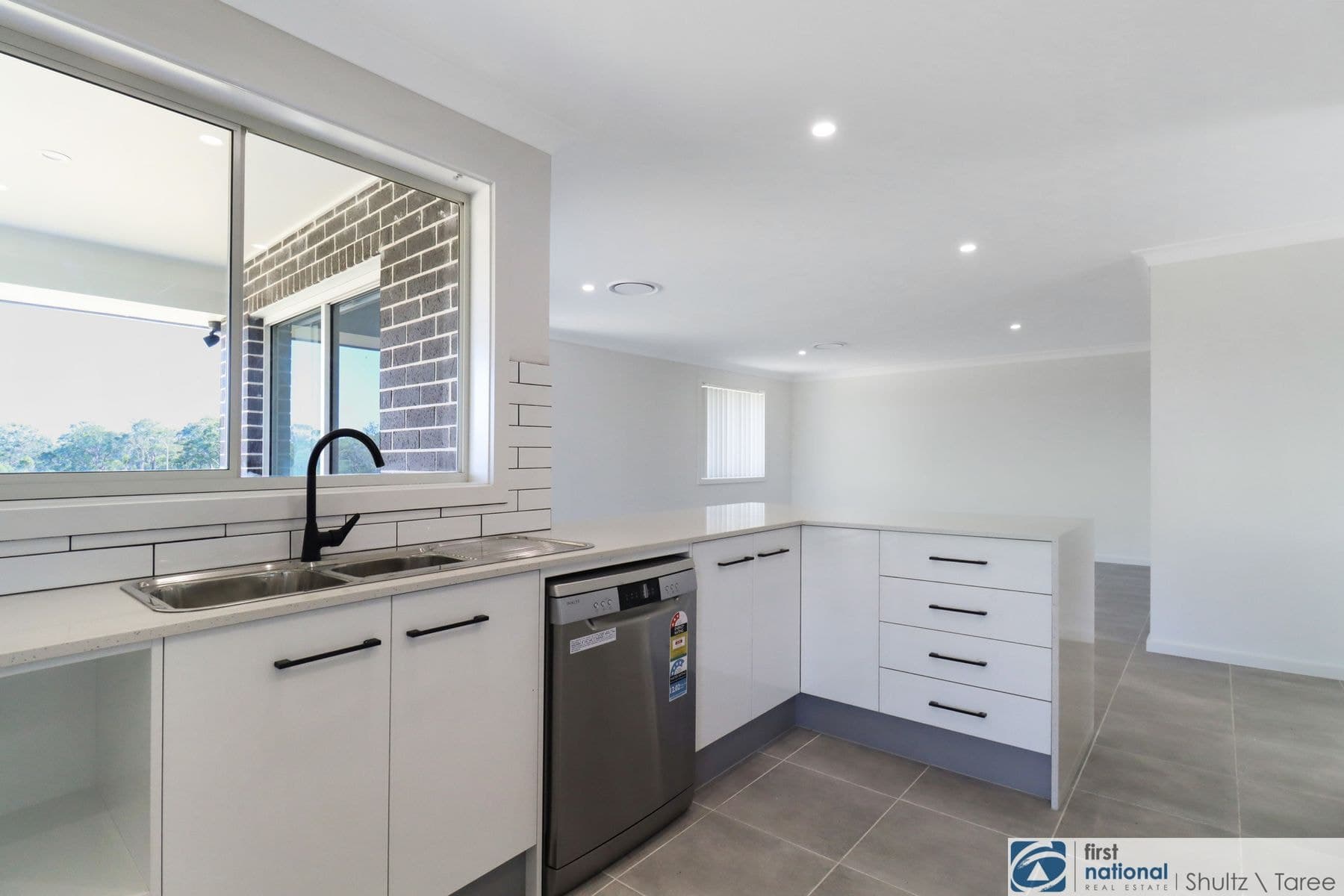 26 Grandis Parade, Taree NSW 2430, Taree - Thumbnail 5