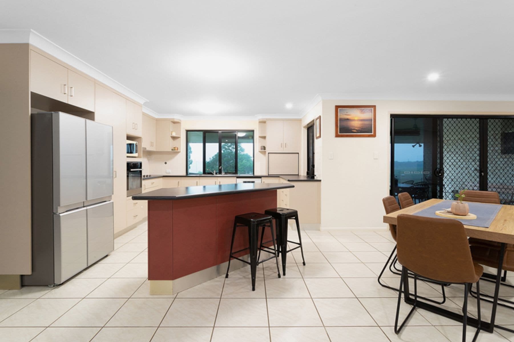 929 Grasstree Road, Sarina Beach QLD 4737, Sarina Beach - Thumbnail 3