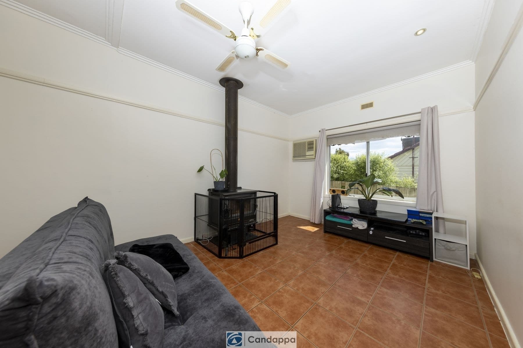 8 Pioneer Street, Warragul VIC 3820, Warragul - Thumbnail 4